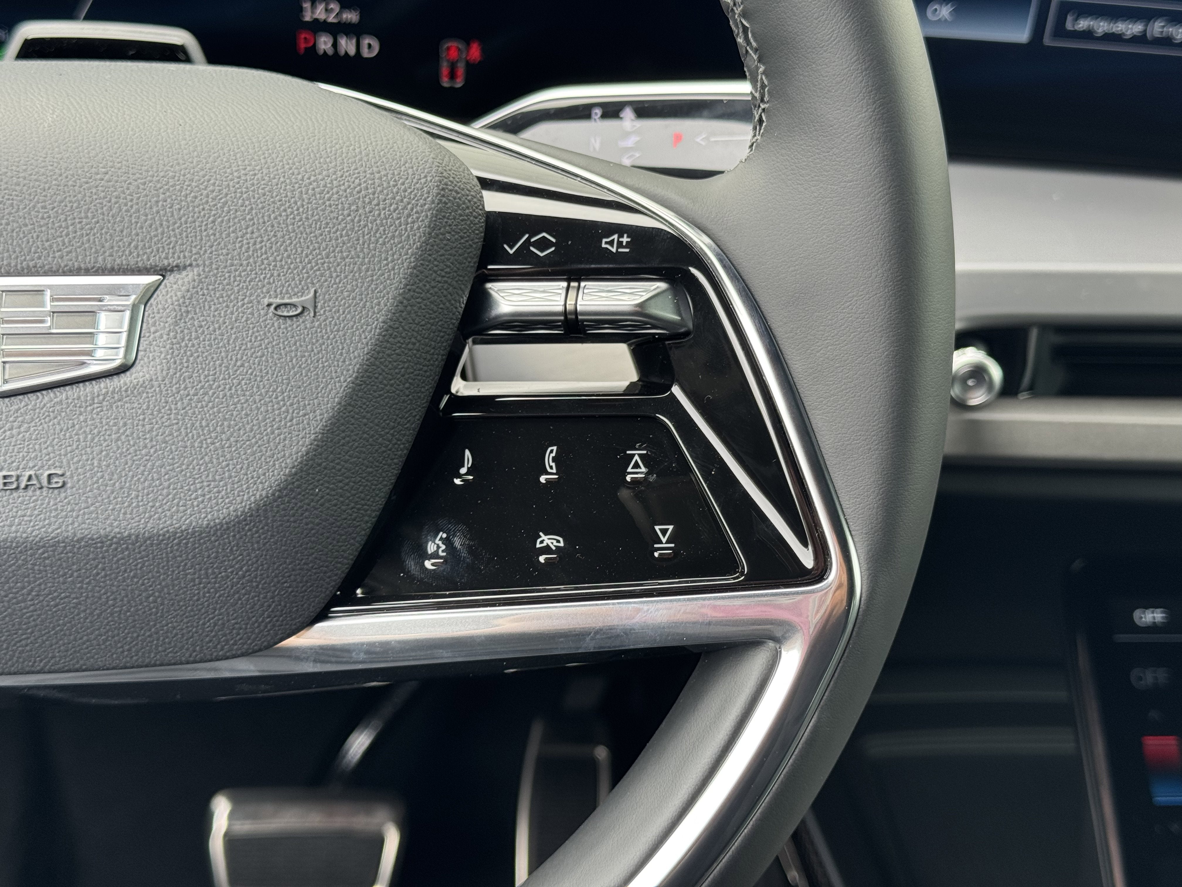 2026 Cadillac VISTIQ Sport