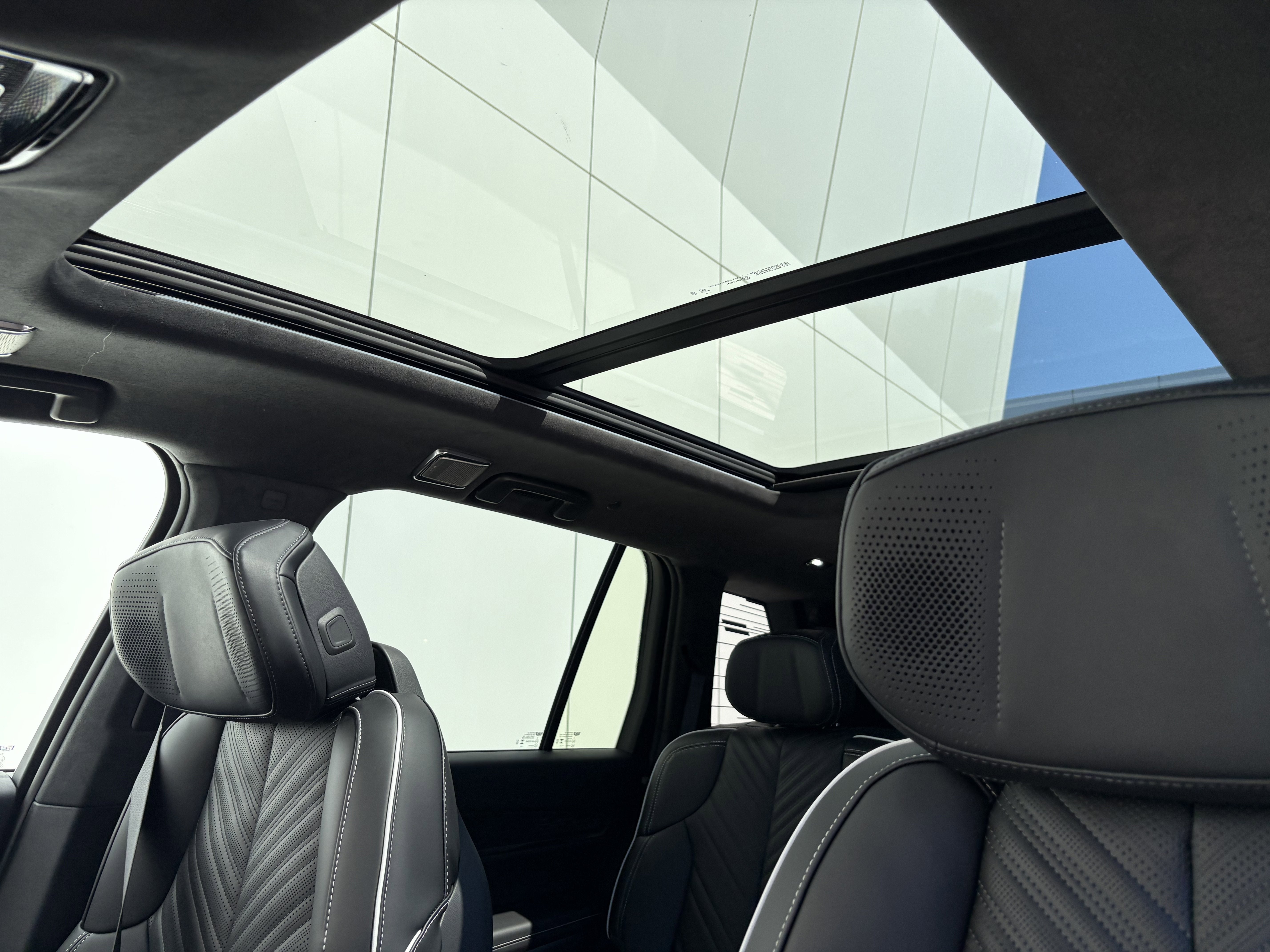 2026 Cadillac VISTIQ Platinum