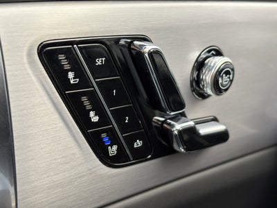 2026 Cadillac VISTIQ Platinum