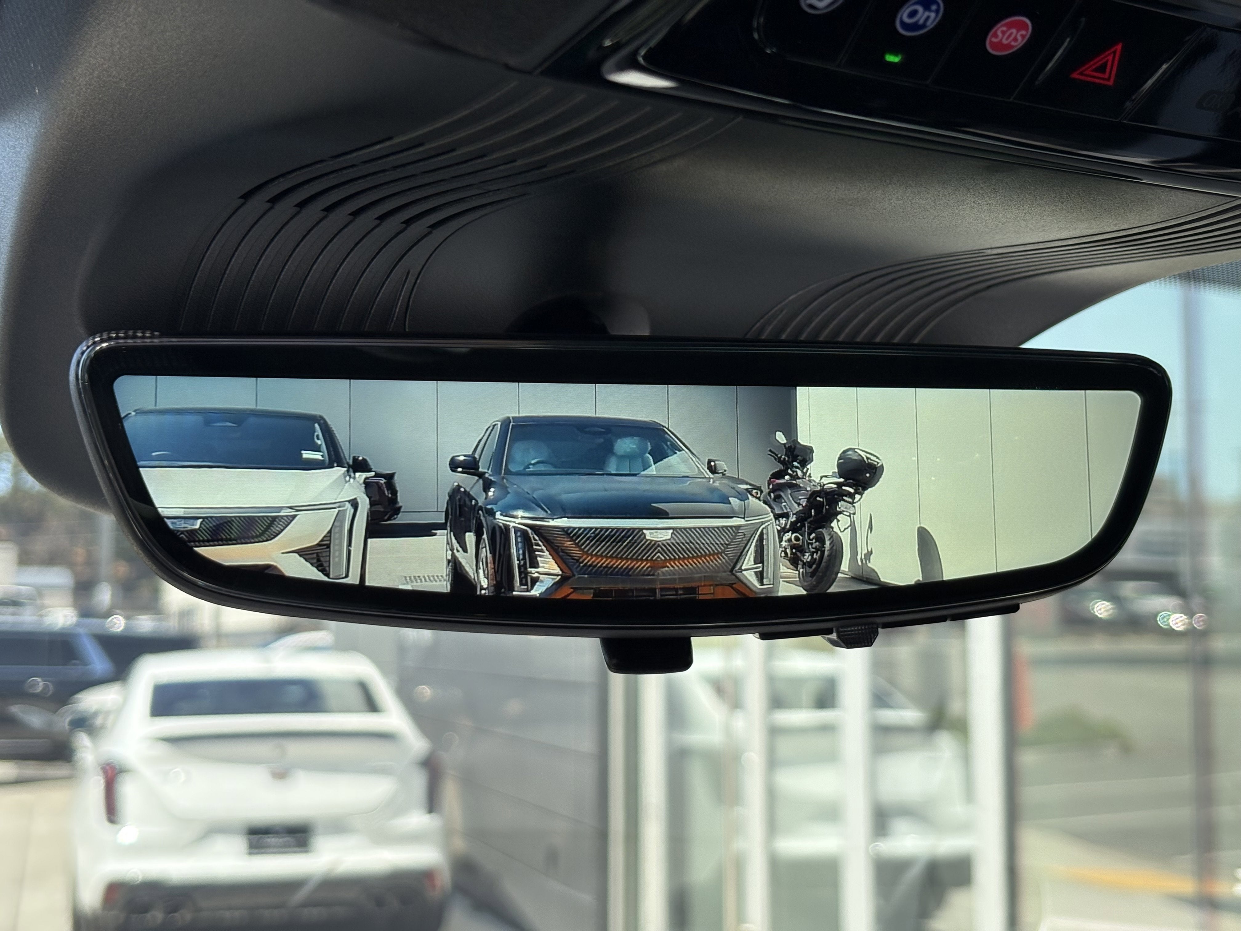 2026 Cadillac VISTIQ Platinum