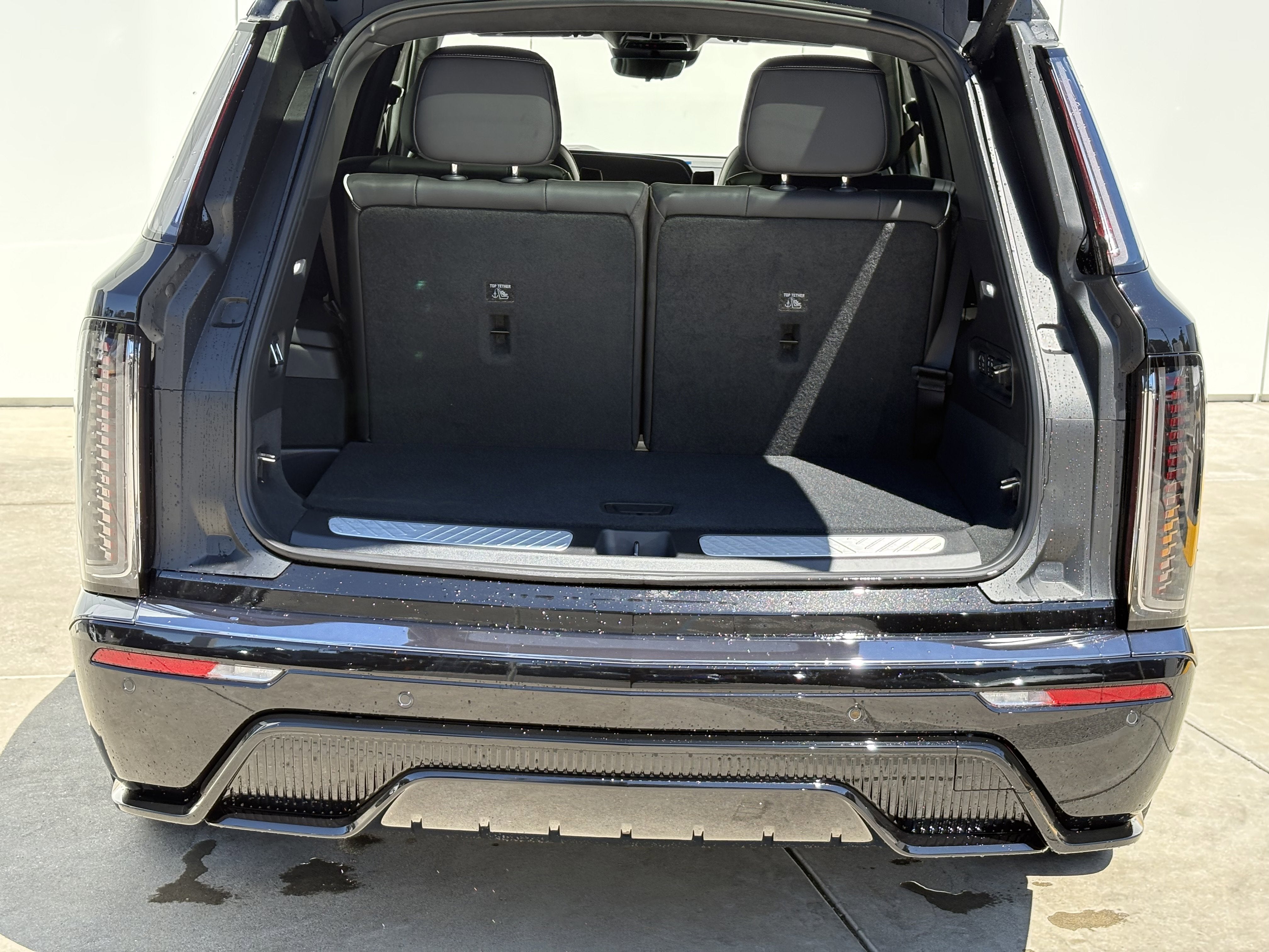 2026 Cadillac VISTIQ Platinum