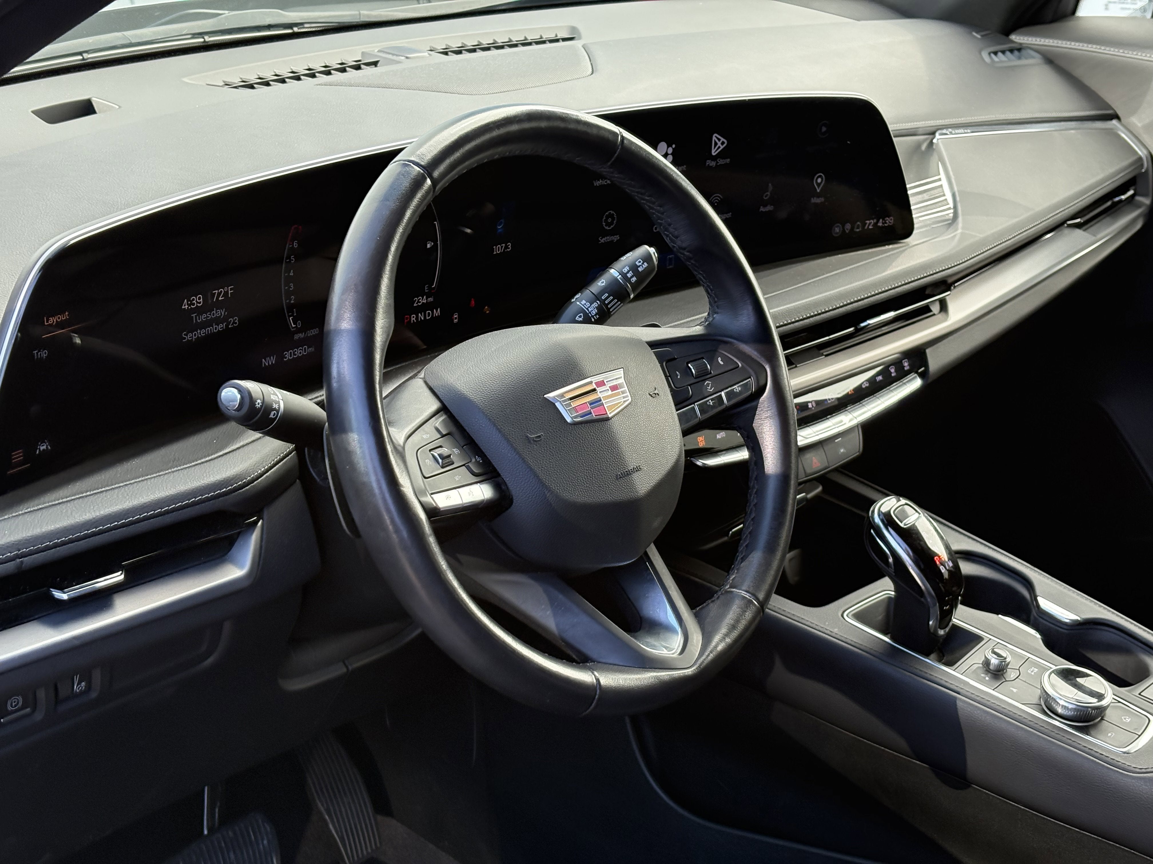 2024 Cadillac XT4 Premium Luxury