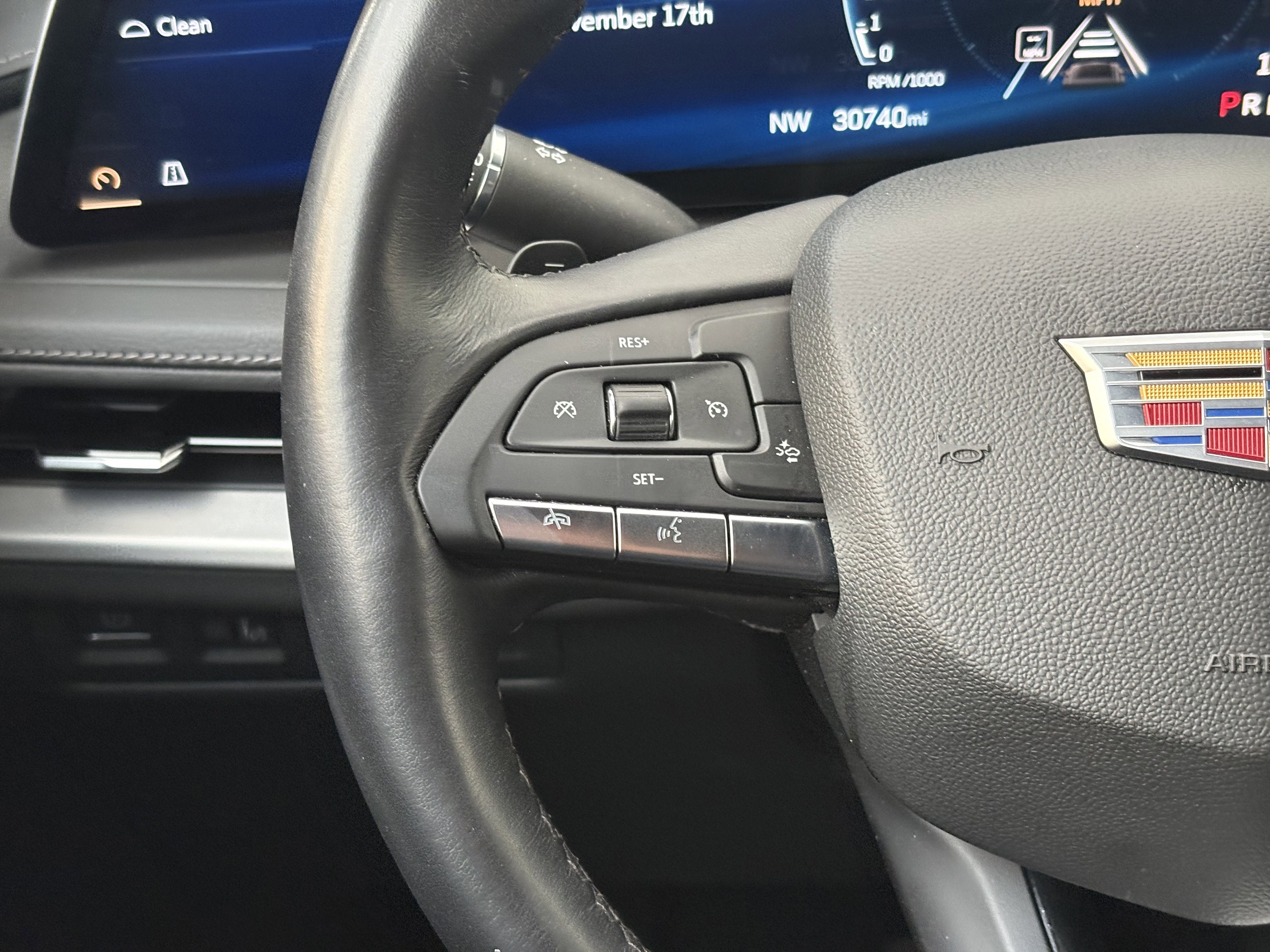 2025 Cadillac XT4 Premium Luxury