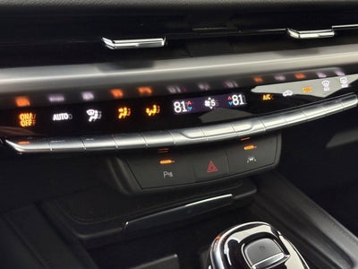 2025 Cadillac XT4 Premium Luxury