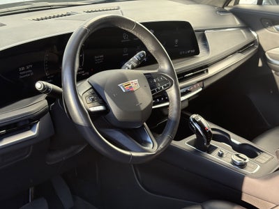 2024 Cadillac XT4 Premium Luxury