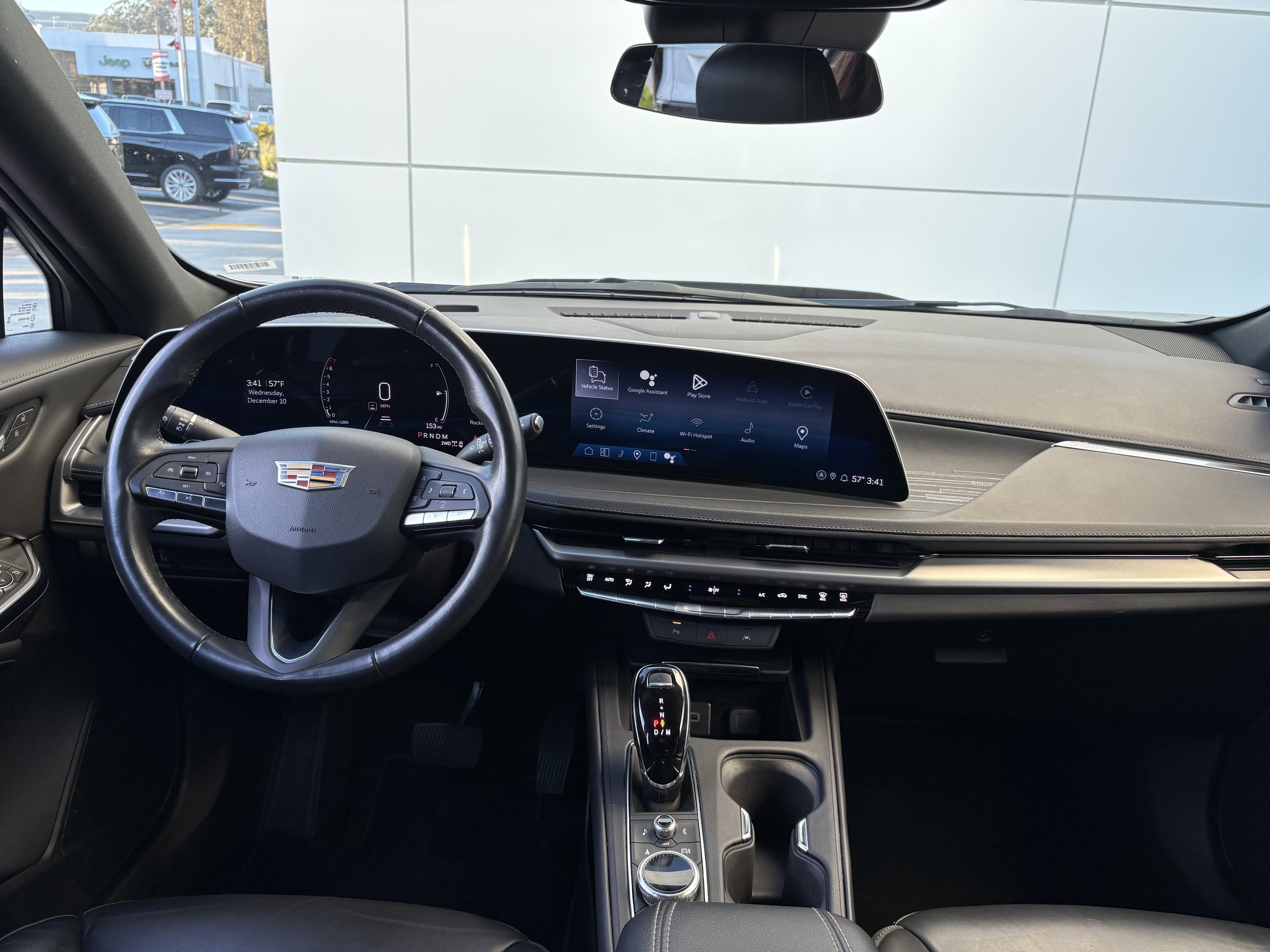 2024 Cadillac XT4 Premium Luxury