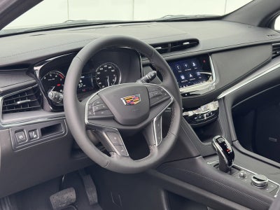 2025 Cadillac XT5 Luxury