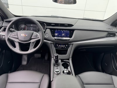 2025 Cadillac XT5 Luxury