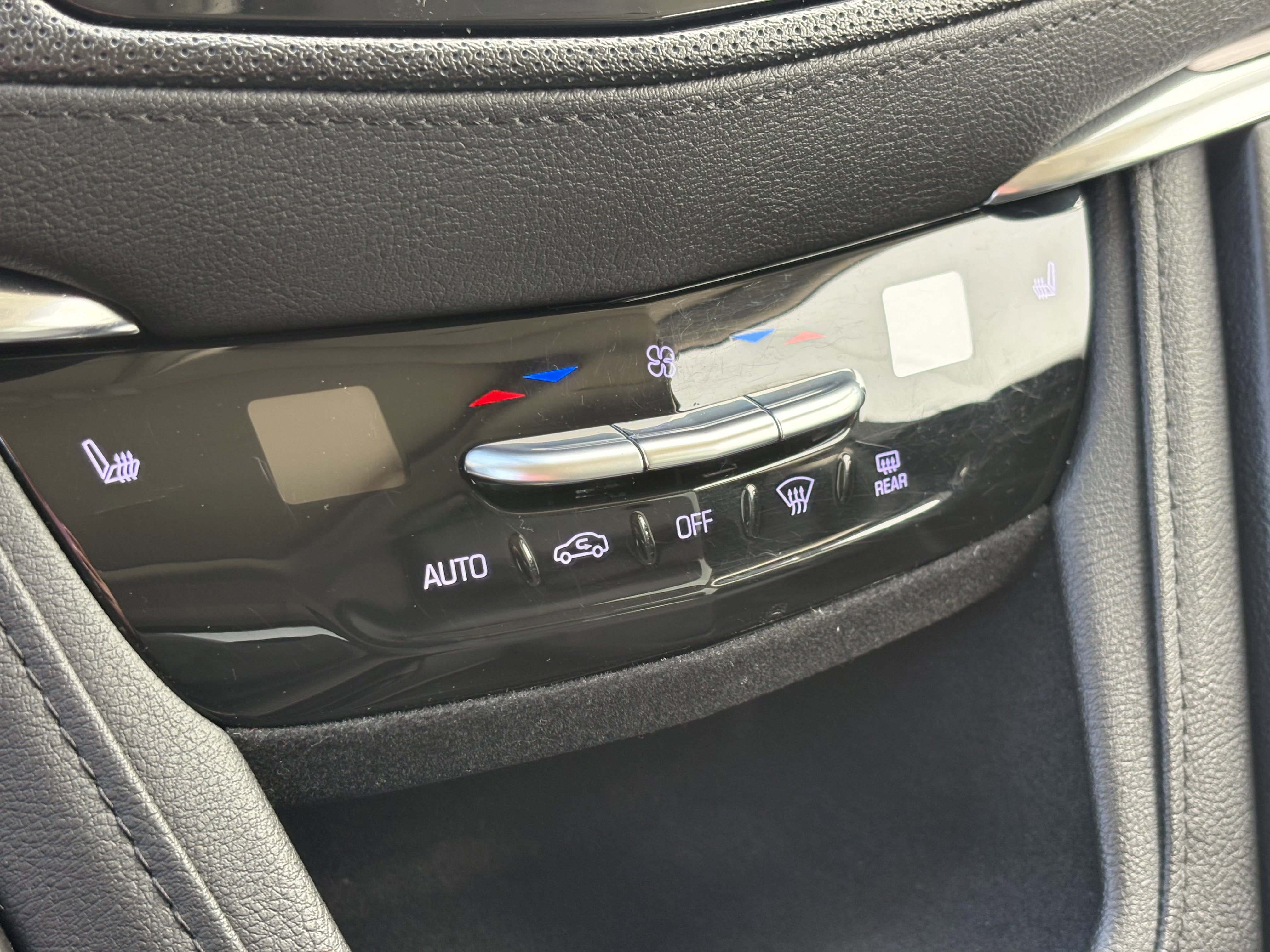 2019 Cadillac XT5 Luxury FWD