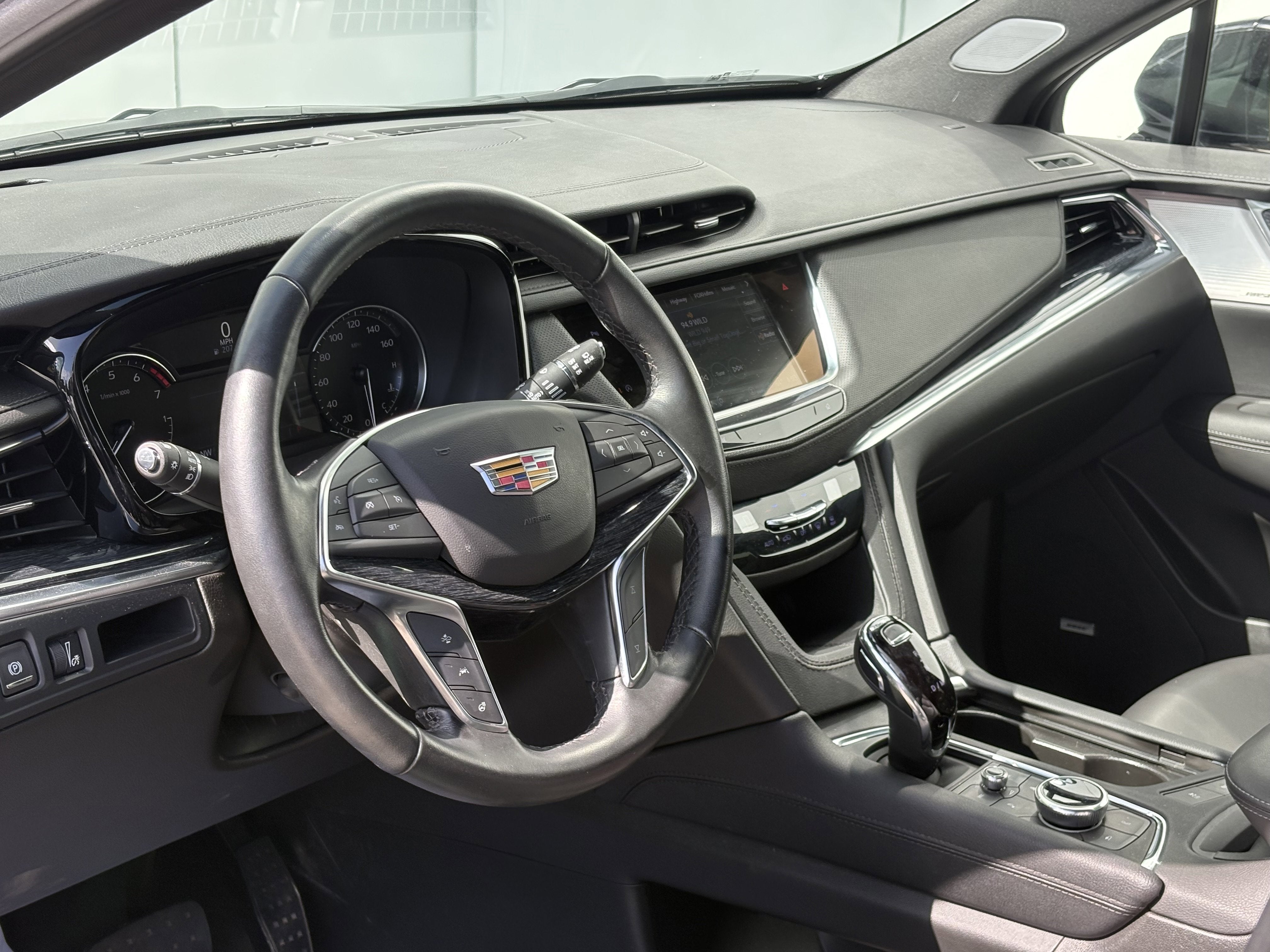 2023 Cadillac XT5 Premium Luxury