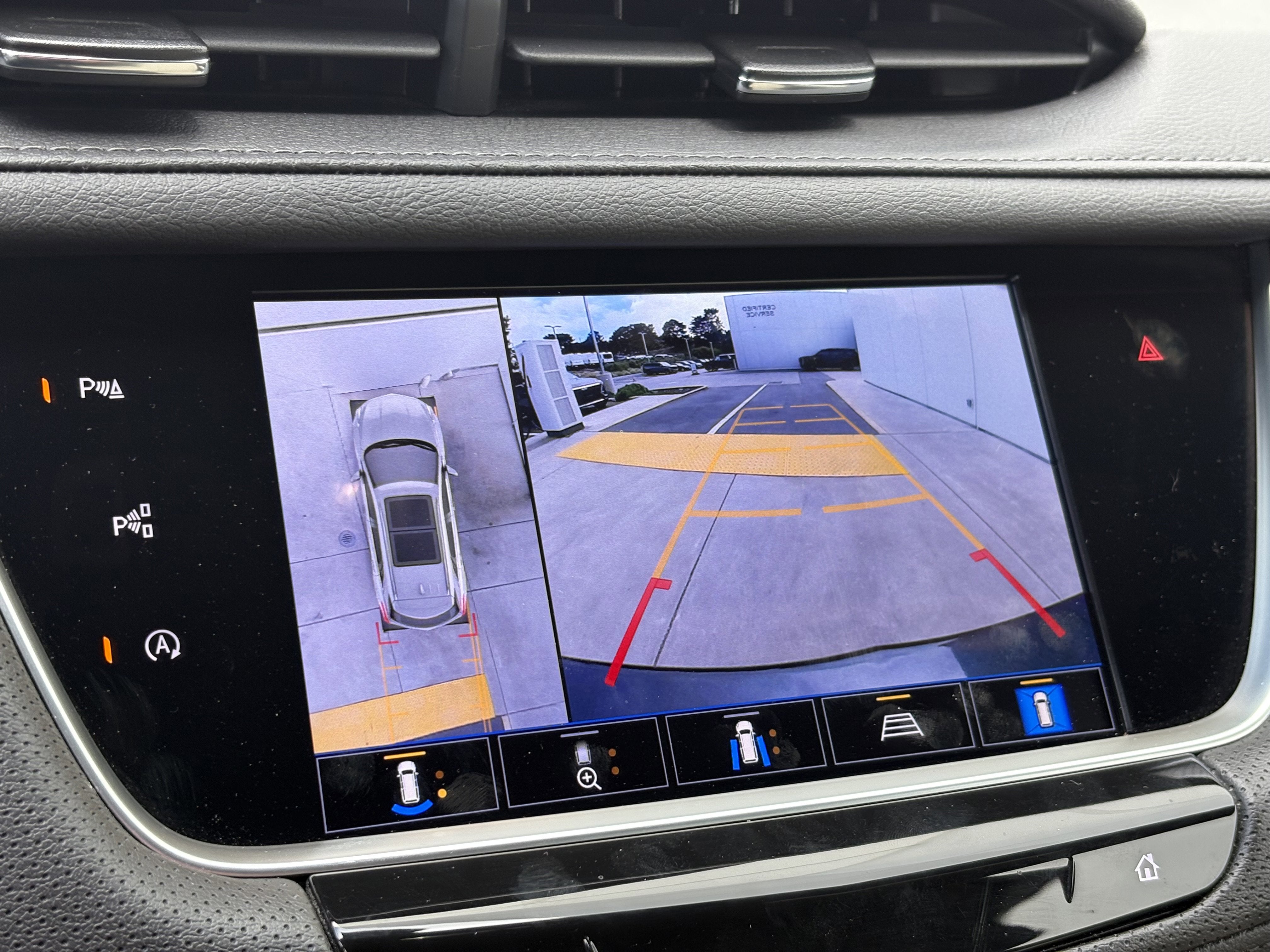 2023 Cadillac XT5 Sport