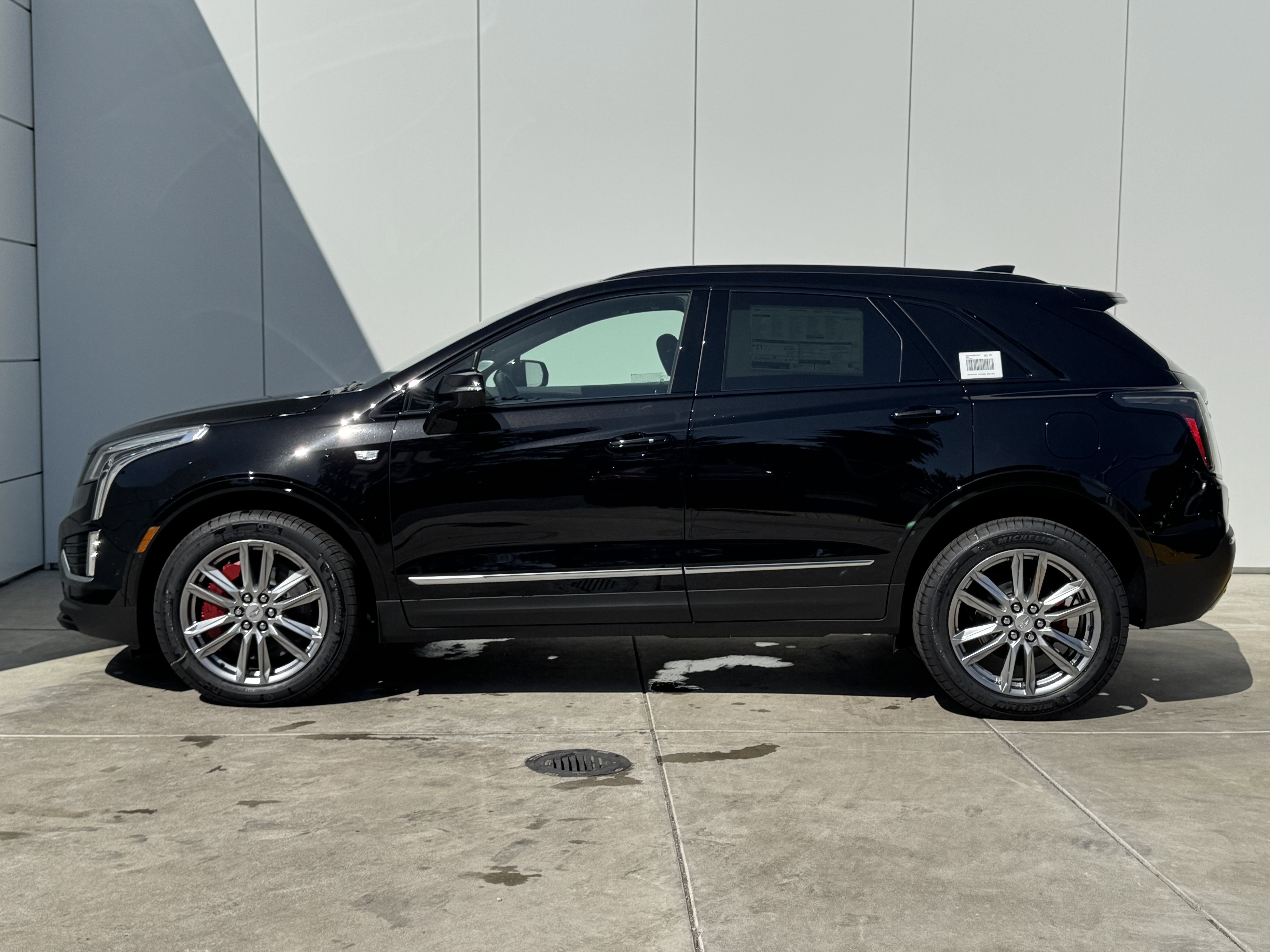 2025 Cadillac XT5 Sport