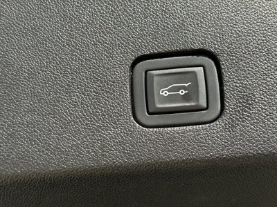 2023 Cadillac XT6 Luxury