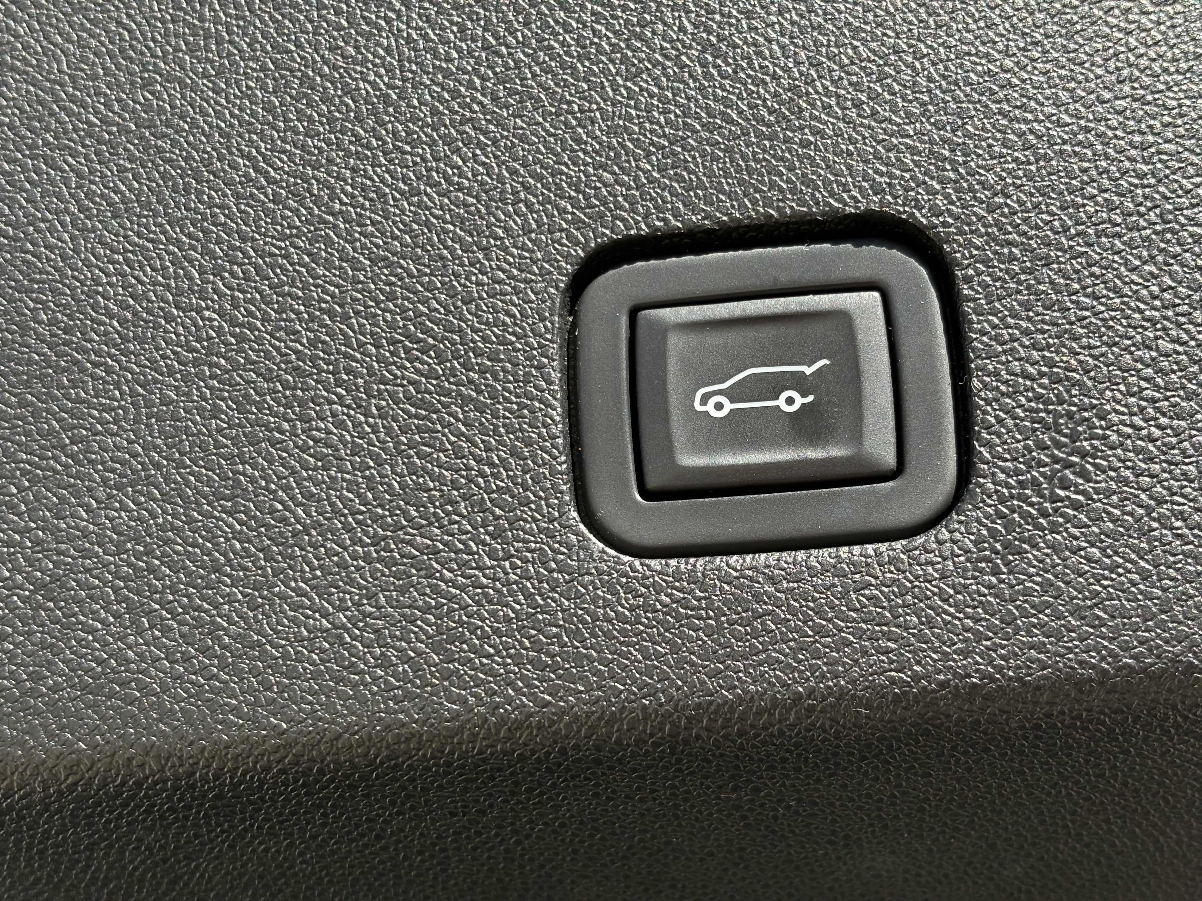 2023 Cadillac XT6 Luxury