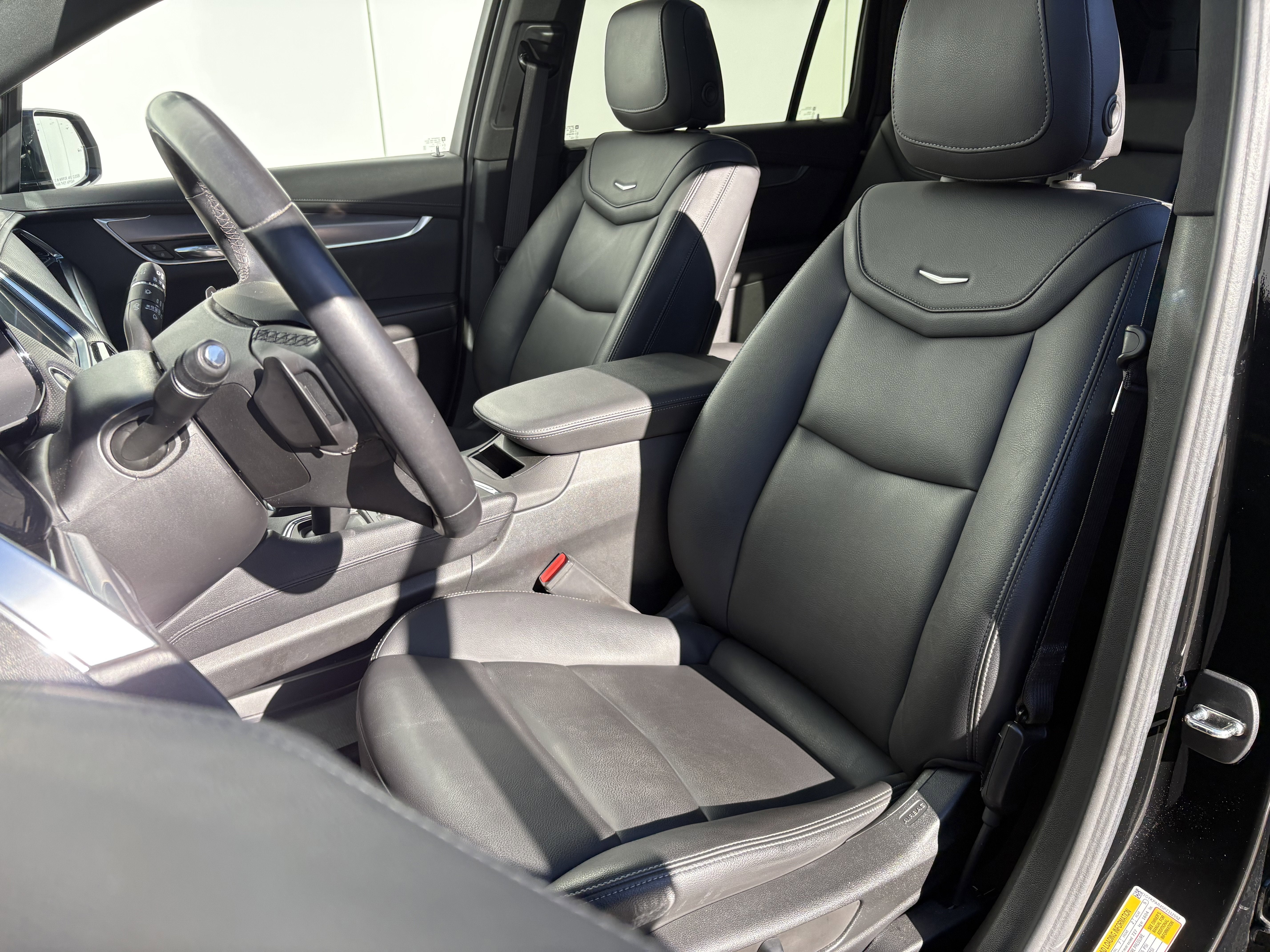 2023 Cadillac XT6 Luxury