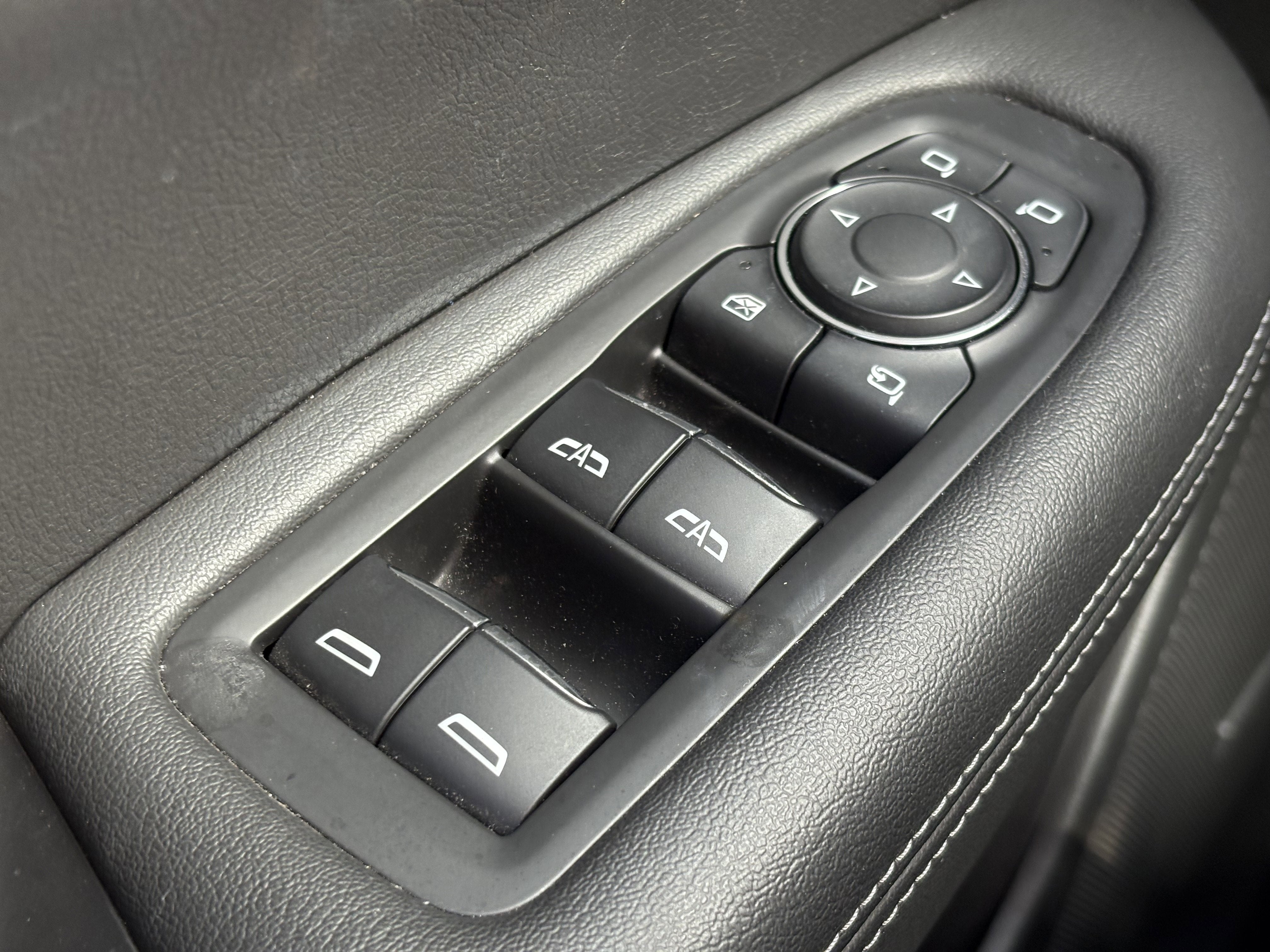 2023 Cadillac XT6 Luxury