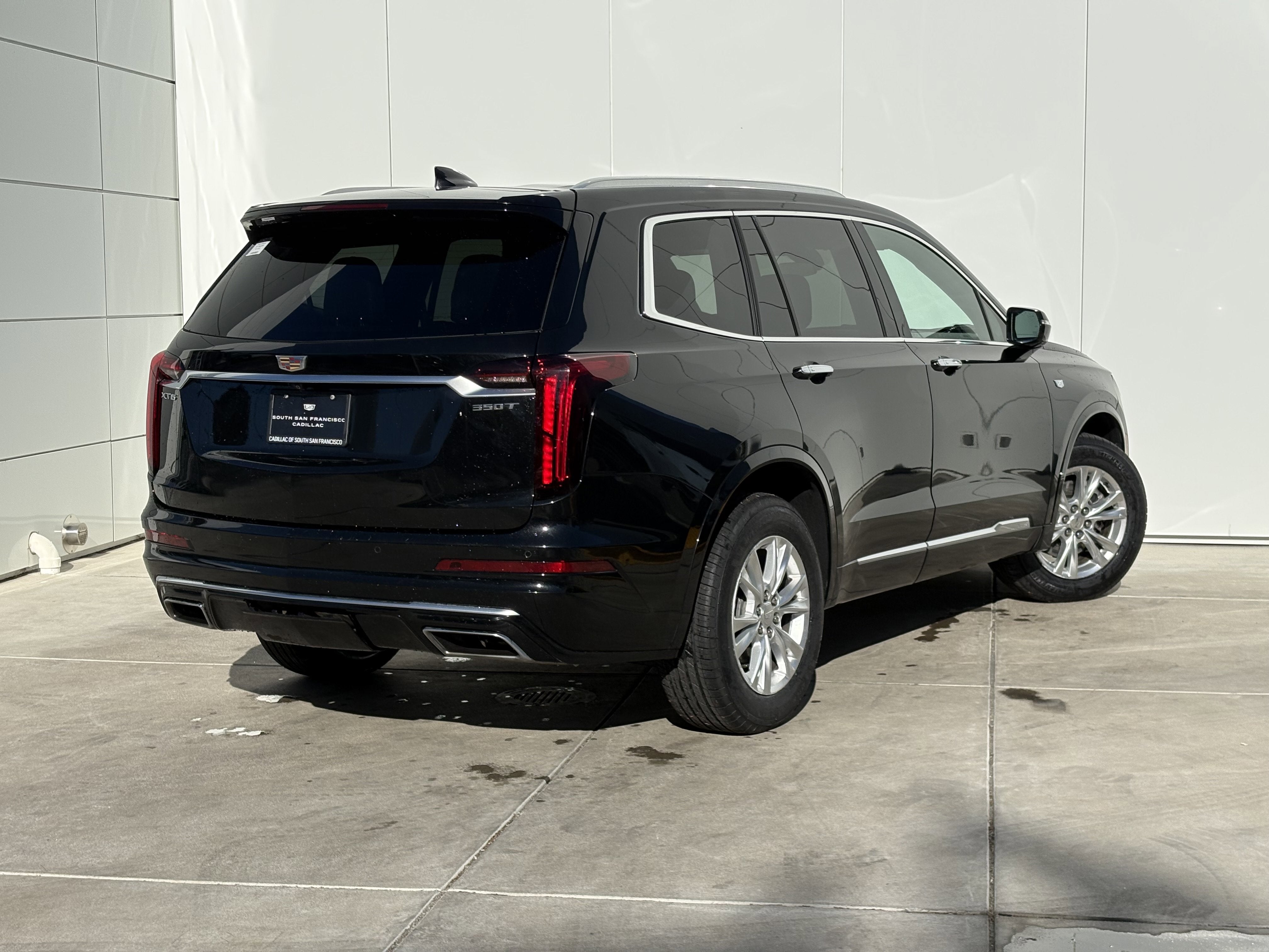 2023 Cadillac XT6 Luxury