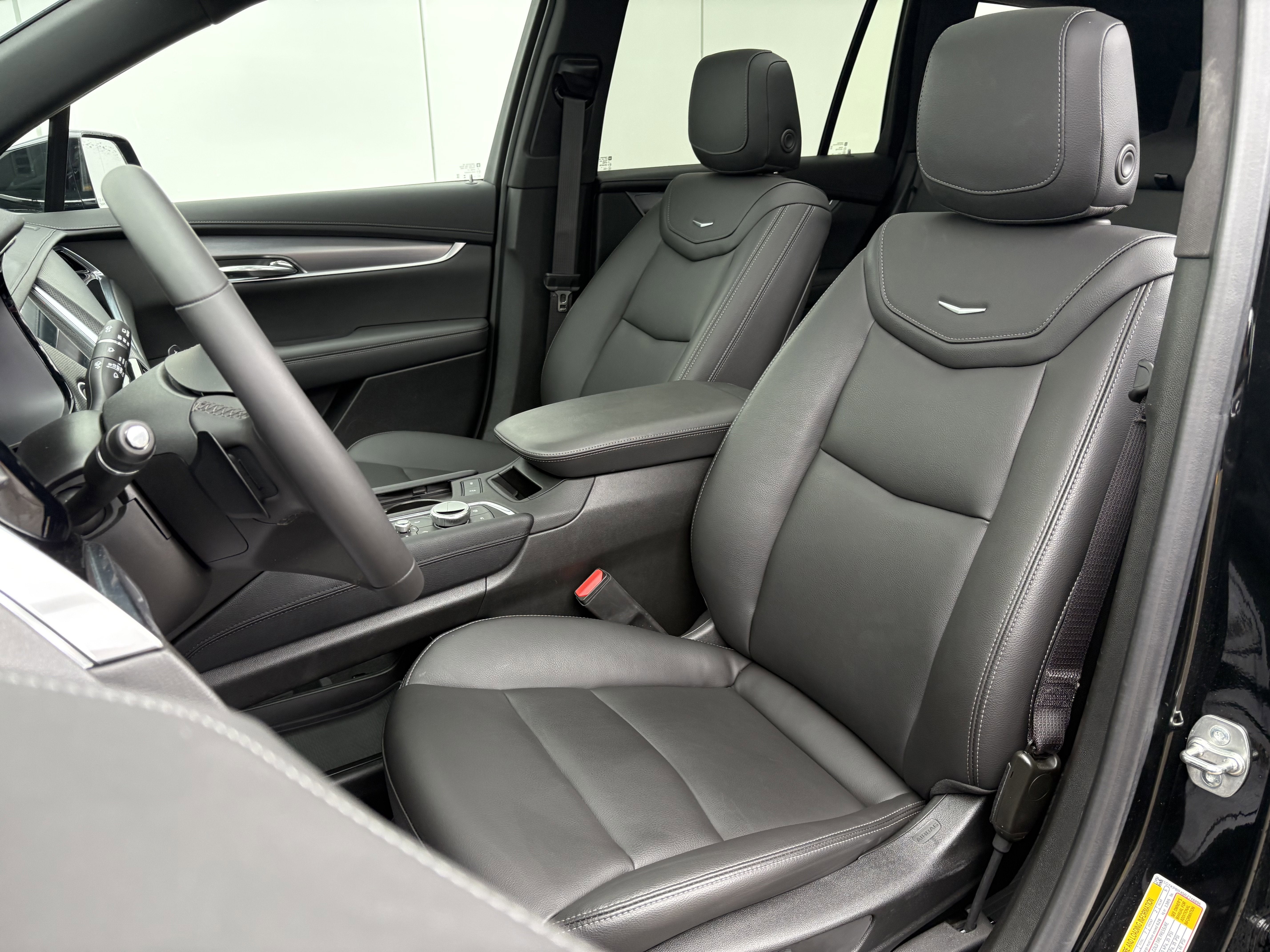 2024 Cadillac XT6 Luxury