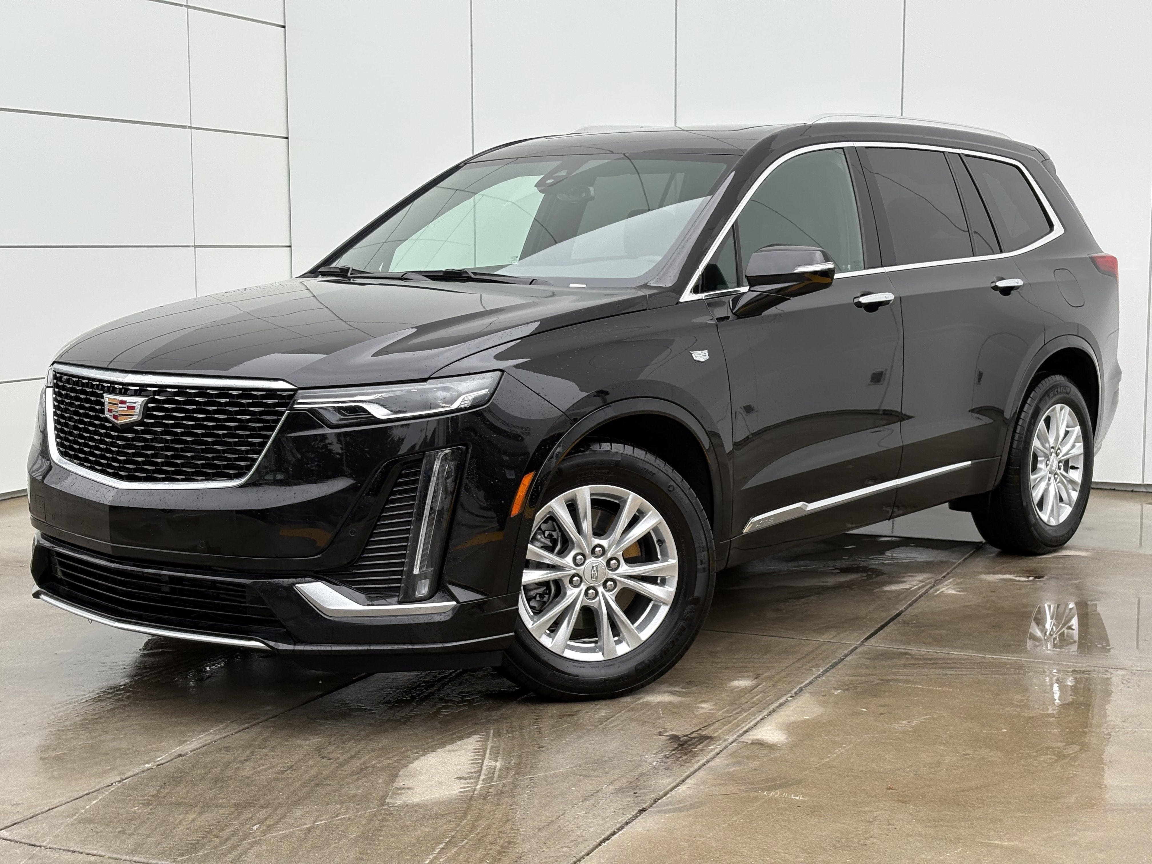 2024 Cadillac XT6 Luxury