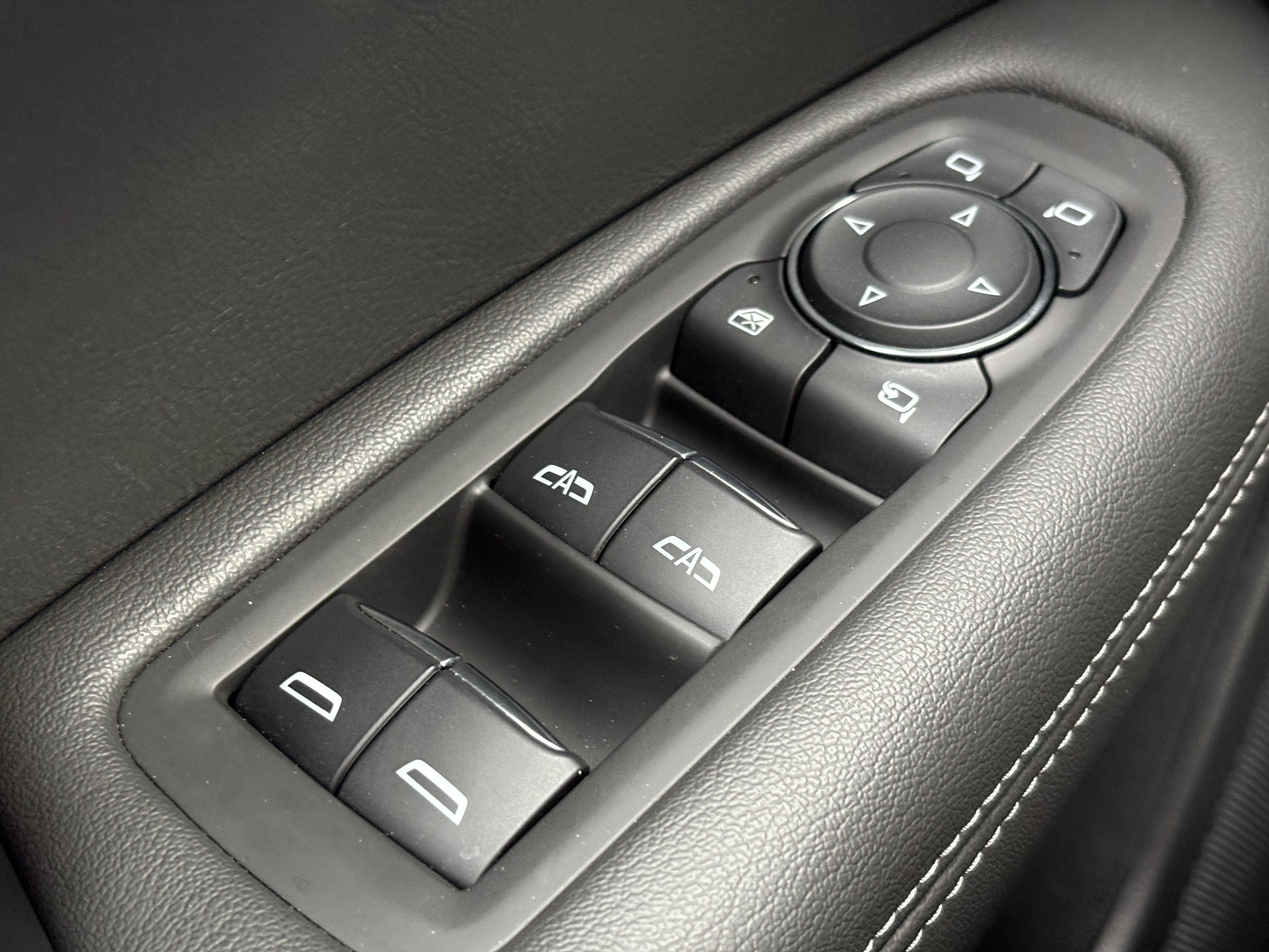 2024 Cadillac XT6 Luxury