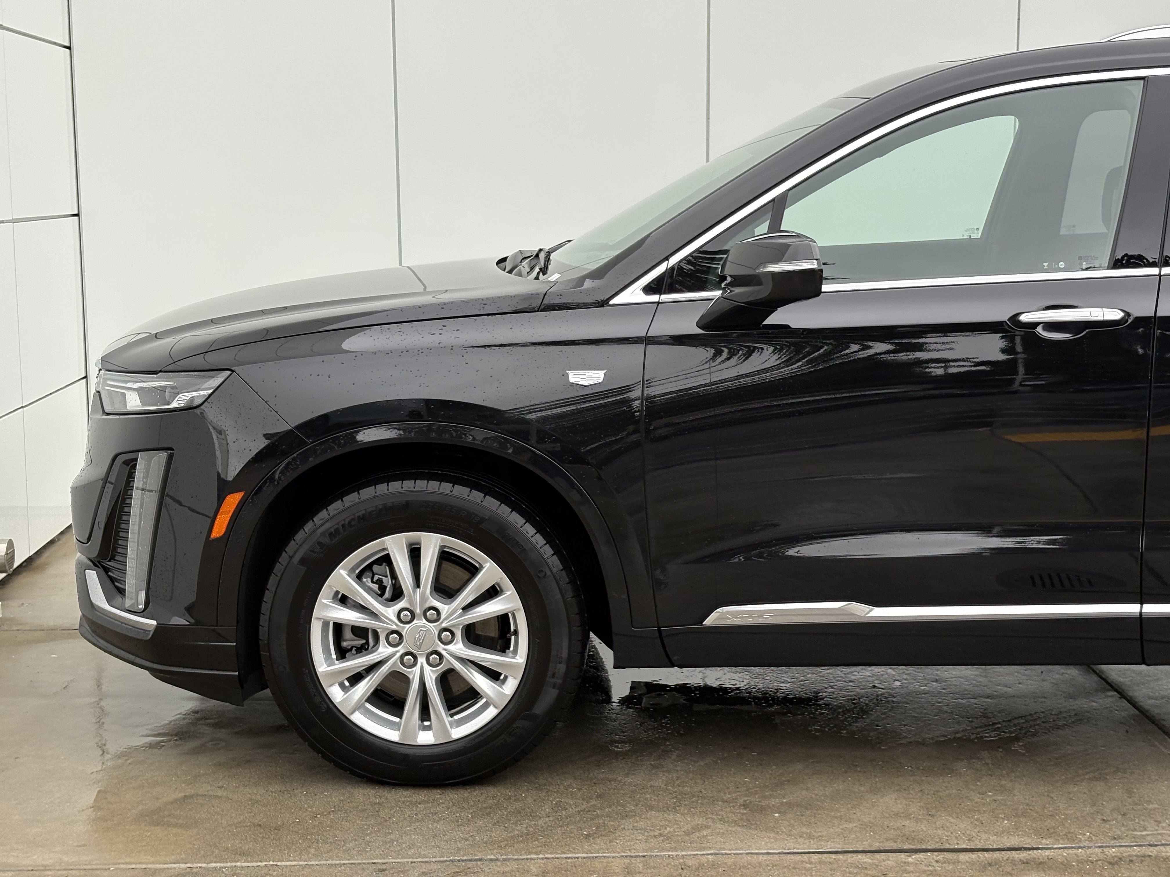 2024 Cadillac XT6 Luxury