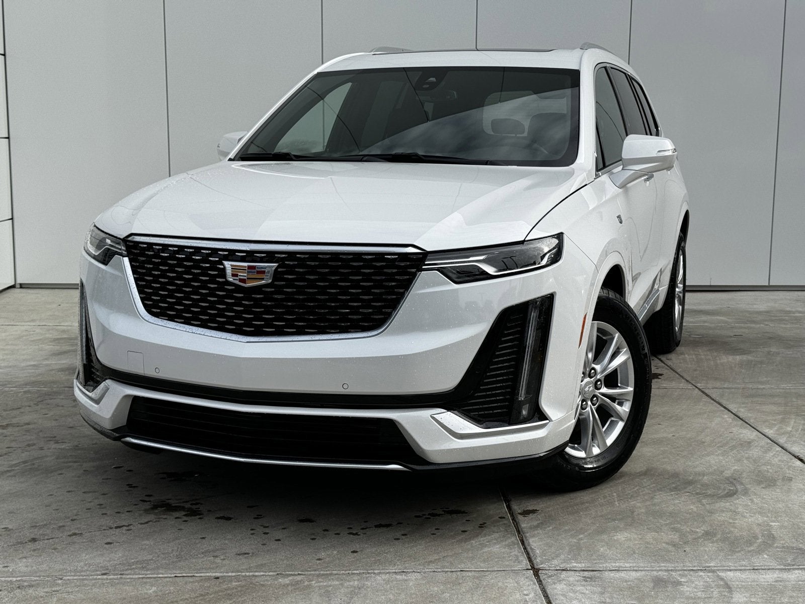 2025 Cadillac XT6 Luxury