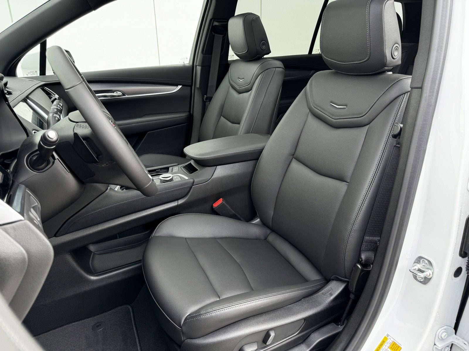 2025 Cadillac XT6 Luxury