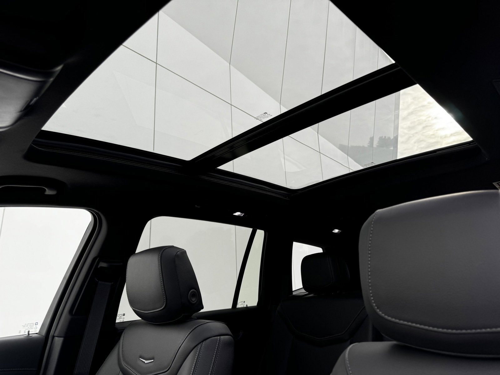 2025 Cadillac XT6 Luxury