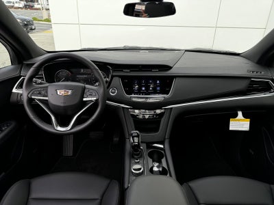 2025 Cadillac XT6 Luxury