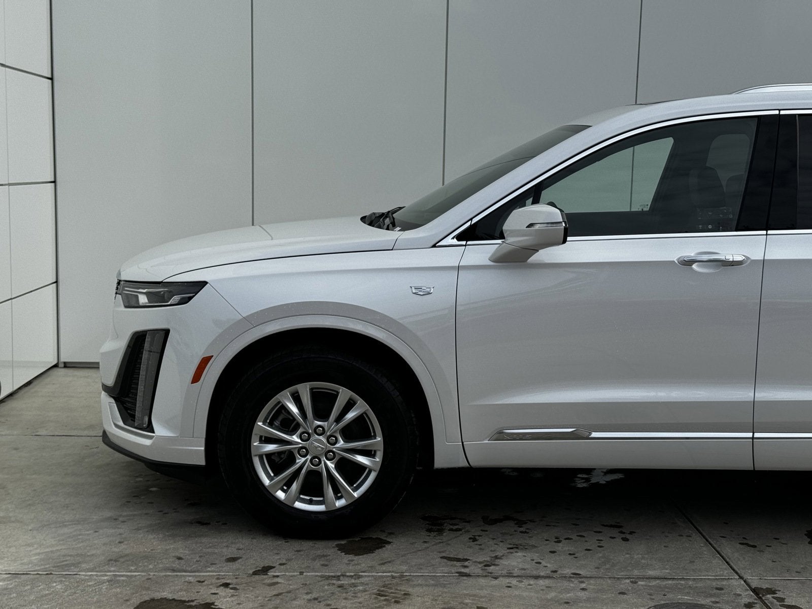 2025 Cadillac XT6 Luxury