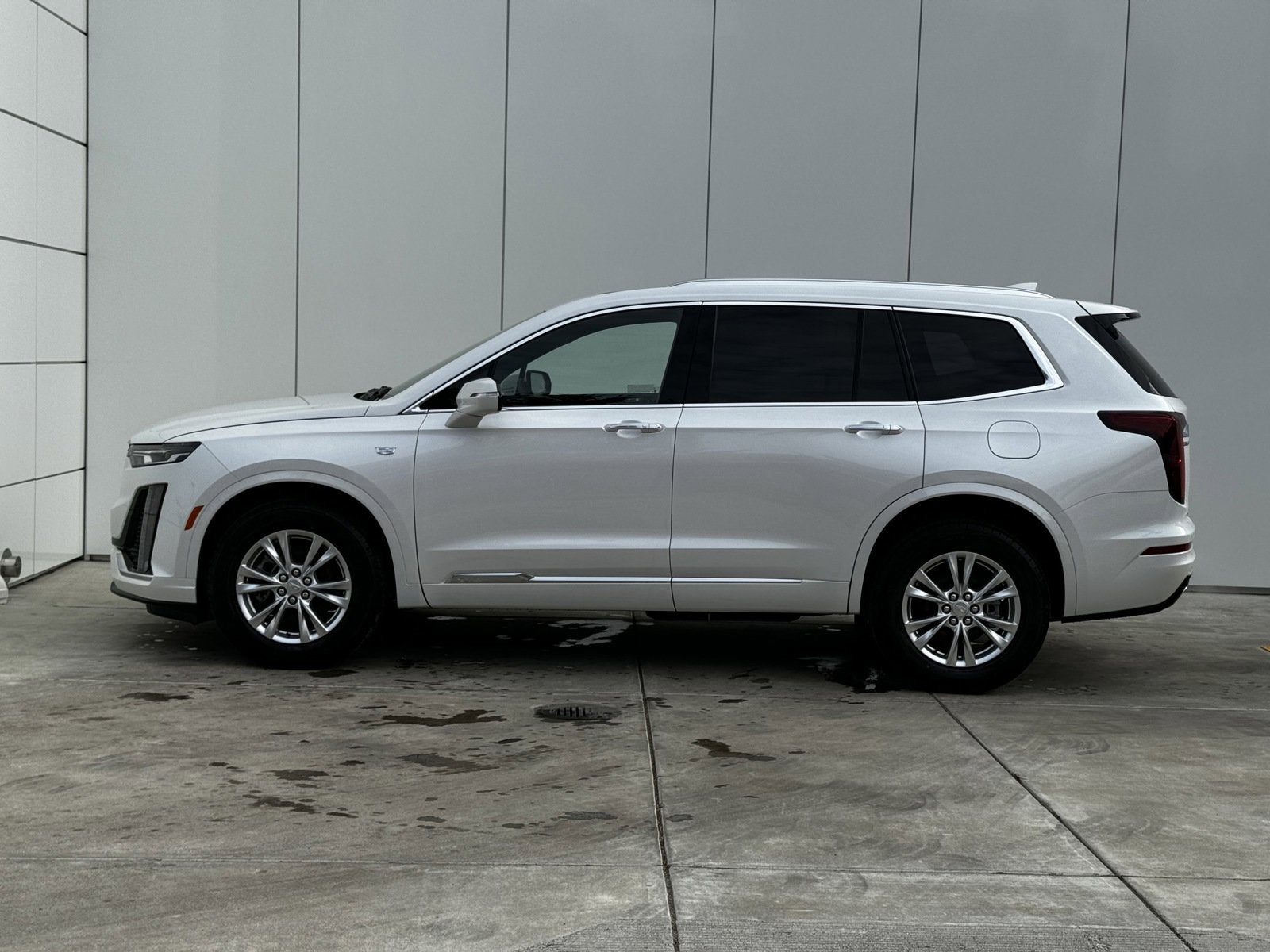 2025 Cadillac XT6 Luxury