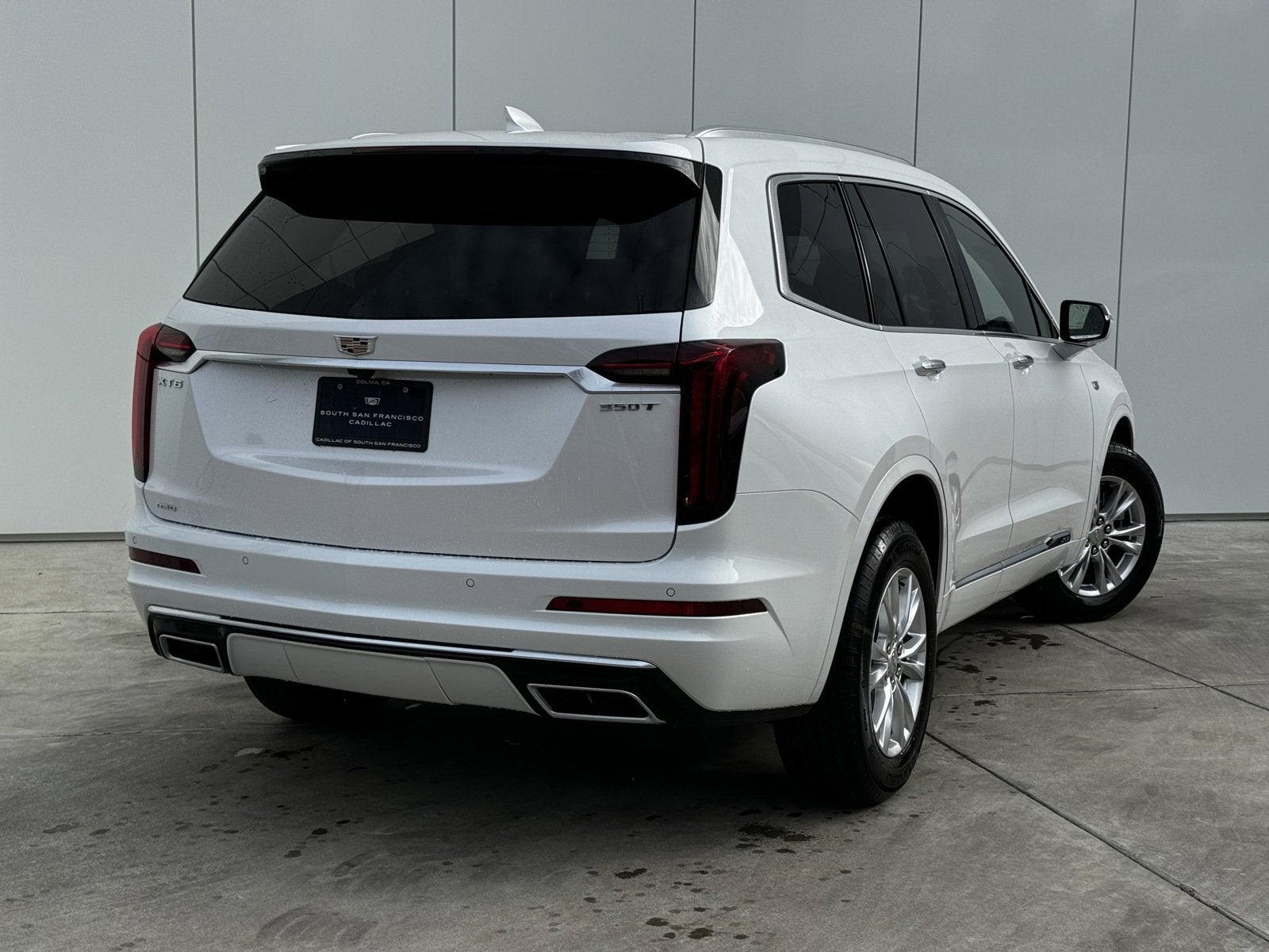 2025 Cadillac XT6 Luxury