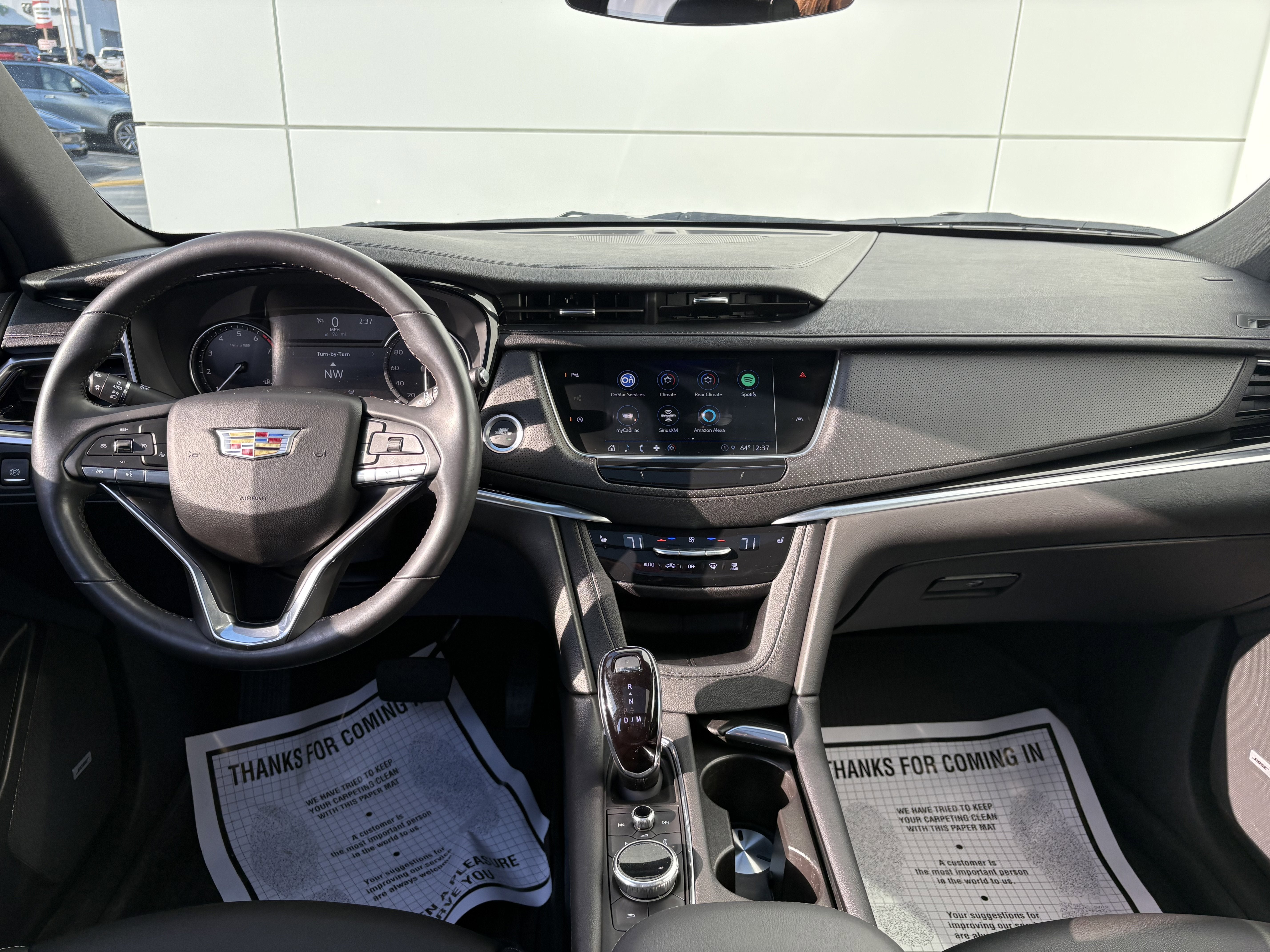 2024 Cadillac XT6 Luxury