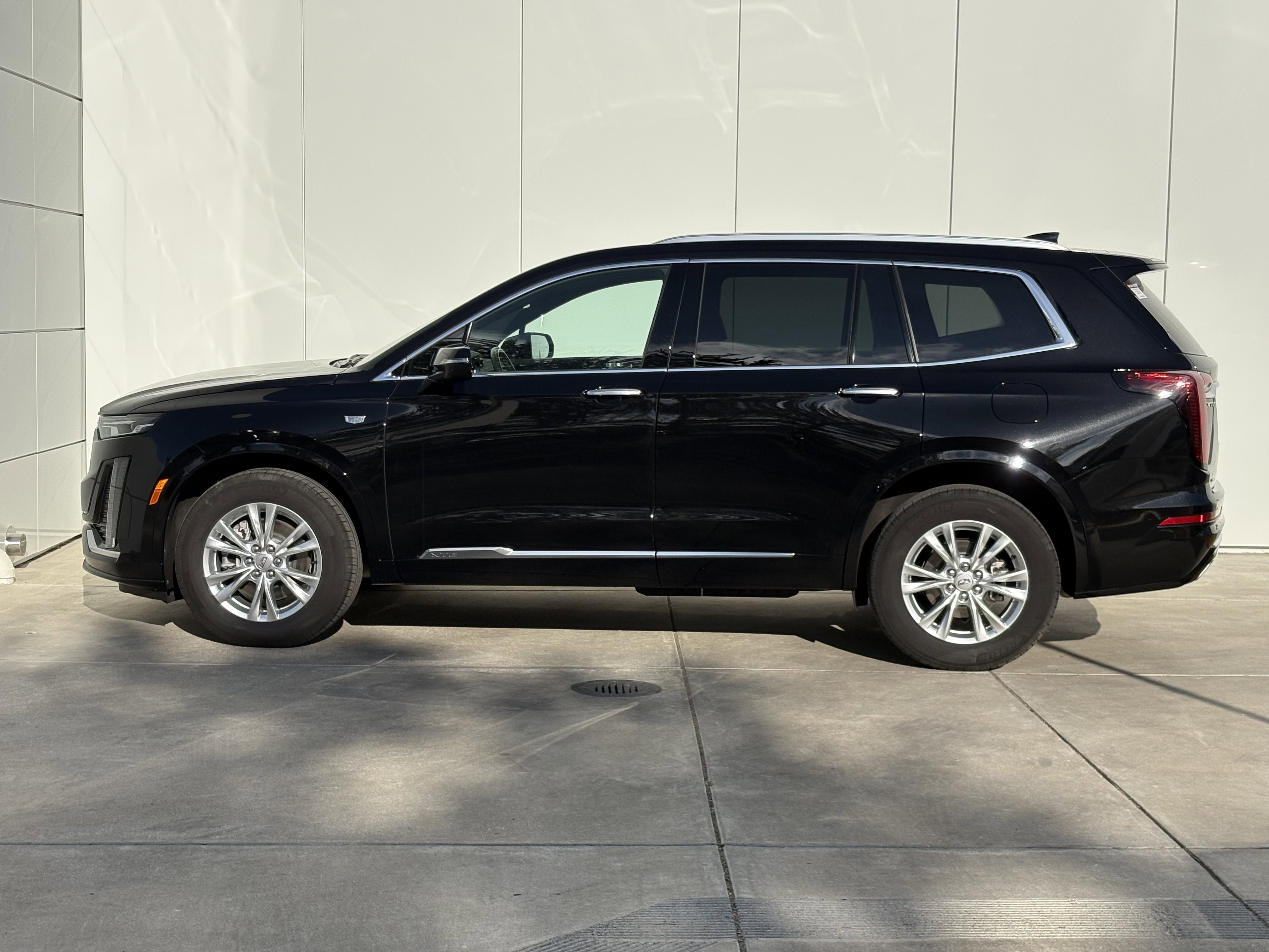 2024 Cadillac XT6 Luxury