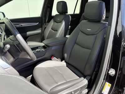 2024 Cadillac XT6 Luxury