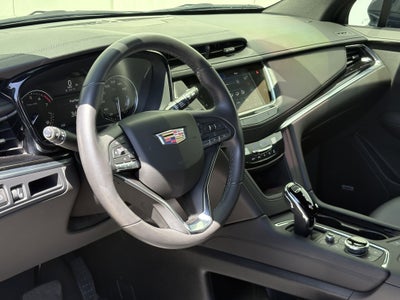 2024 Cadillac XT6 Luxury