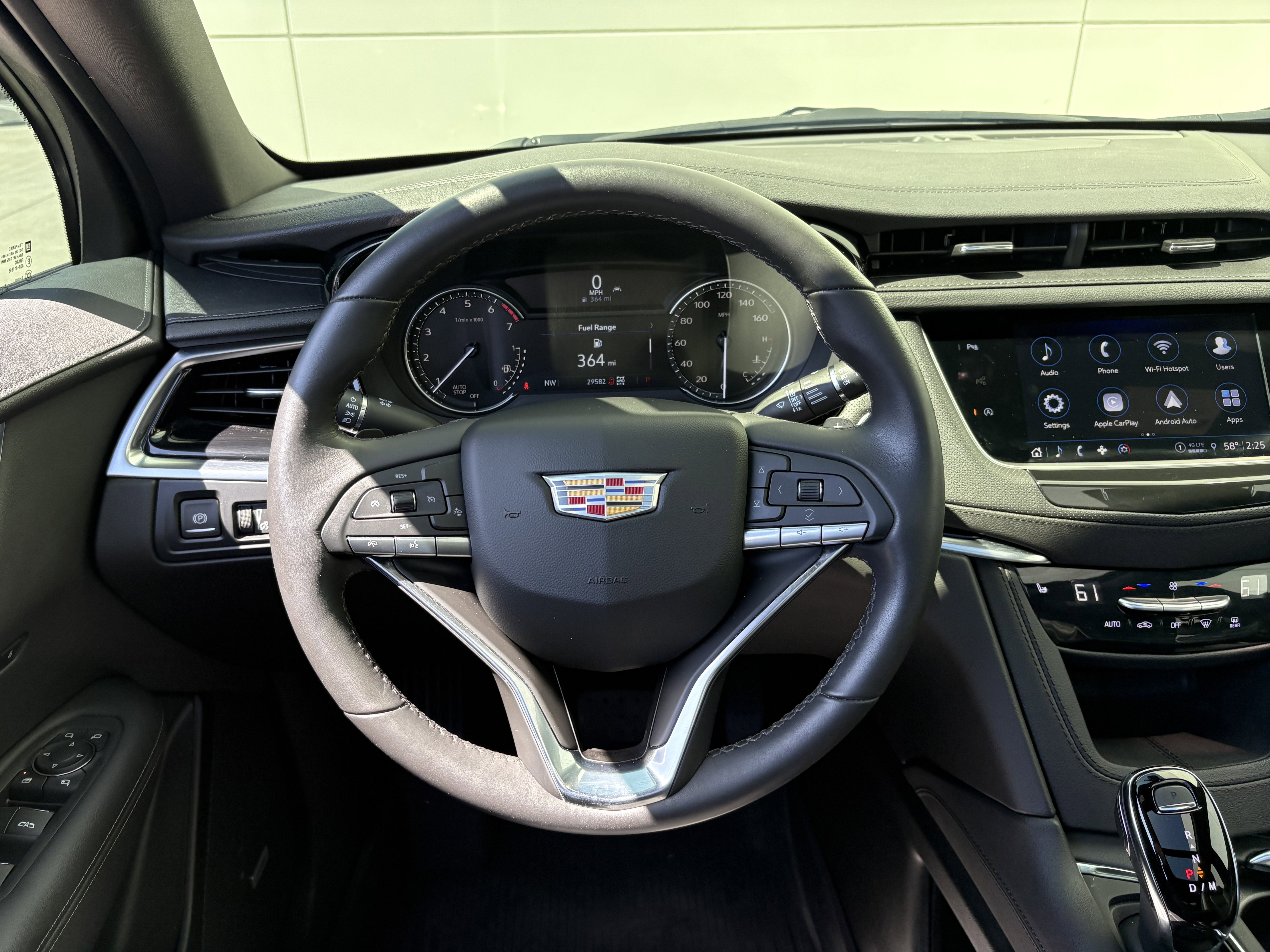 2024 Cadillac XT6 Luxury