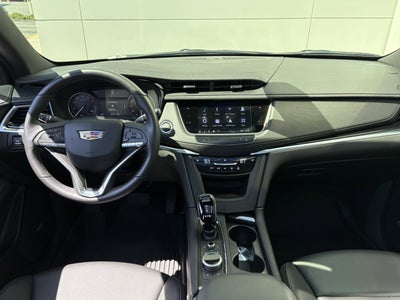 2024 Cadillac XT6 Luxury