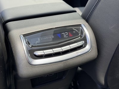 2025 Cadillac XT6 Luxury