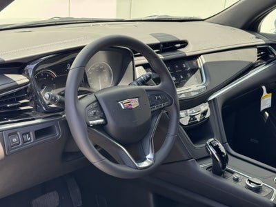 2025 Cadillac XT6 Luxury