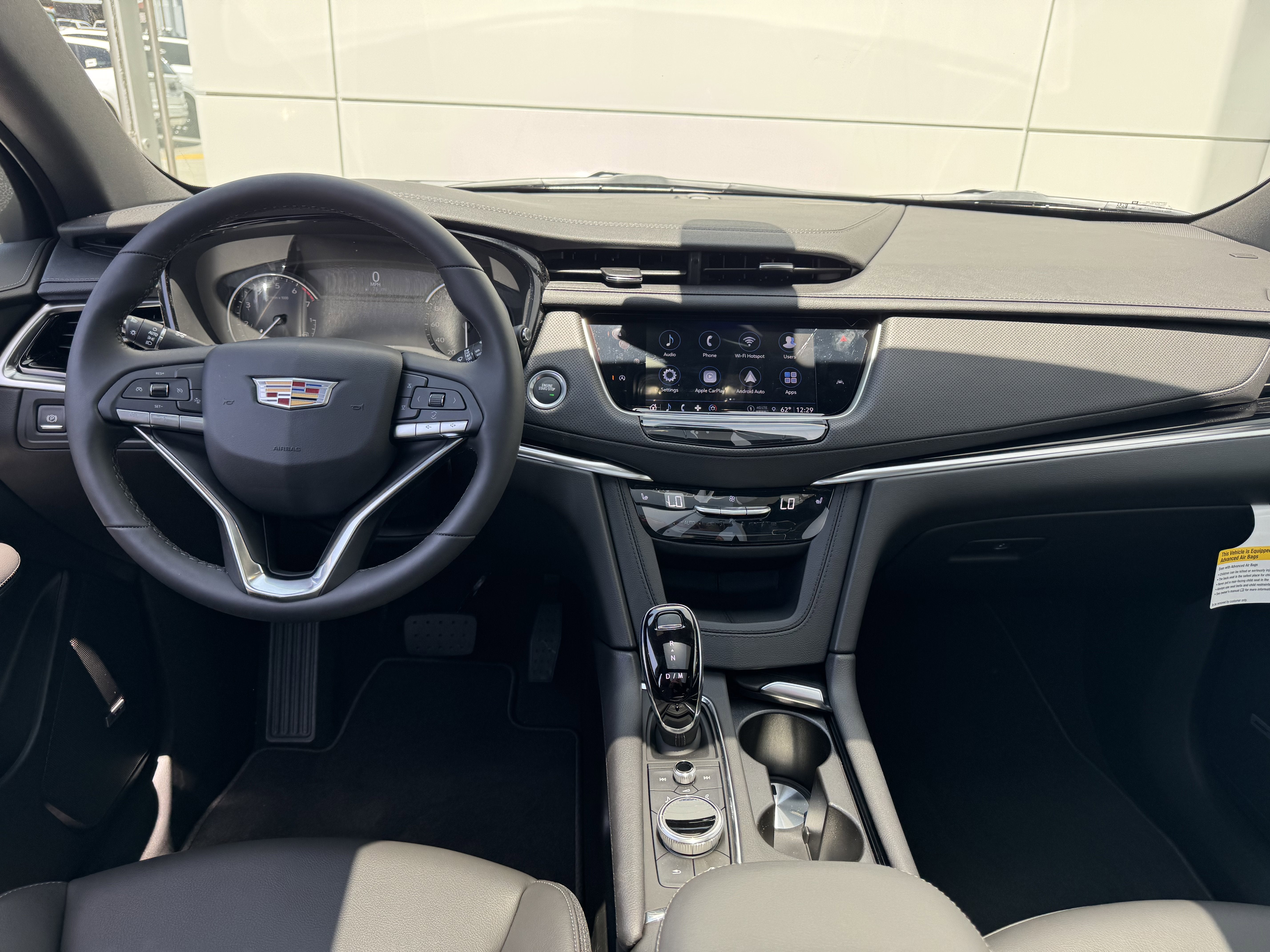 2025 Cadillac XT6 Luxury