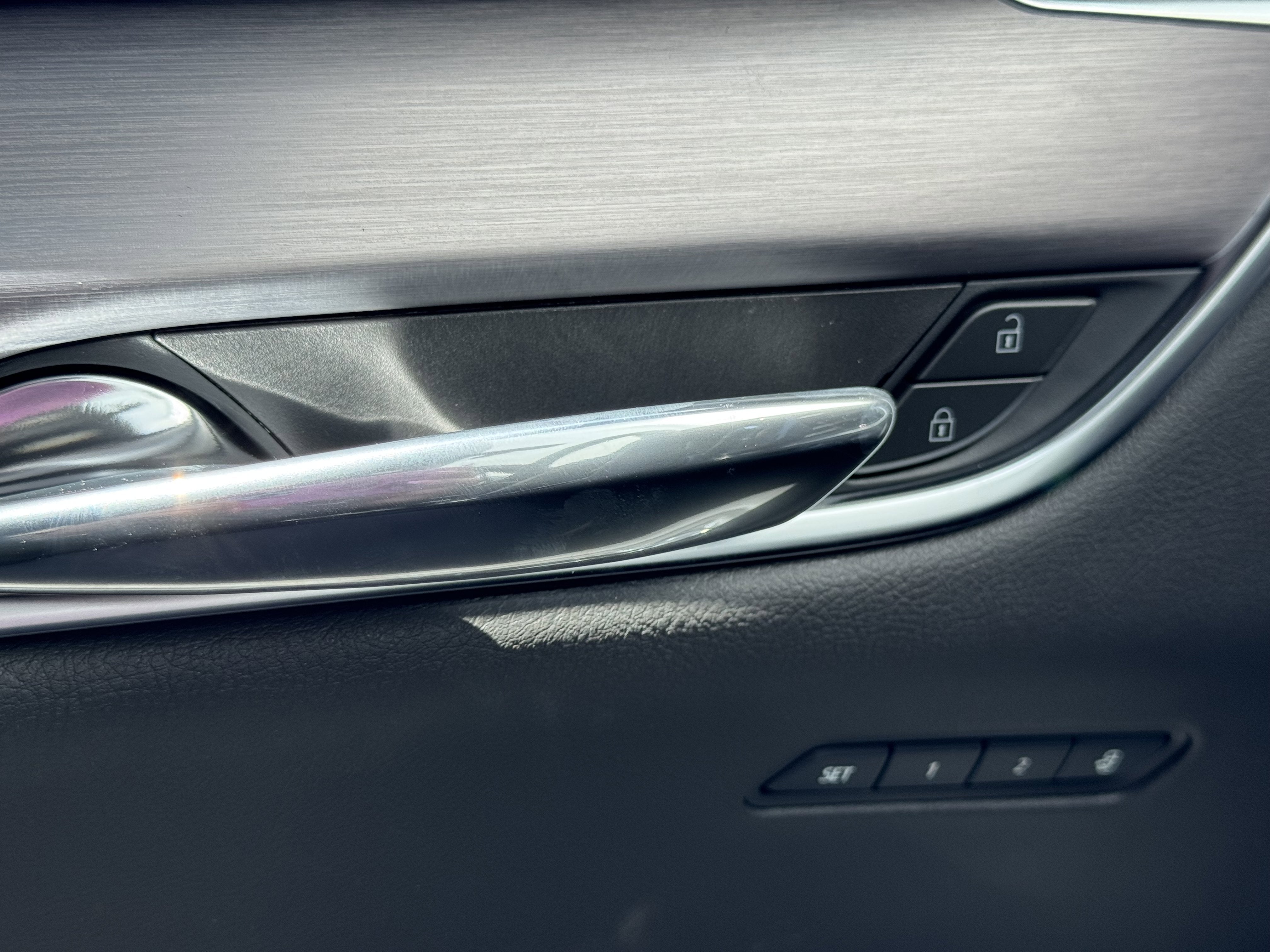 2025 Cadillac XT6 Luxury