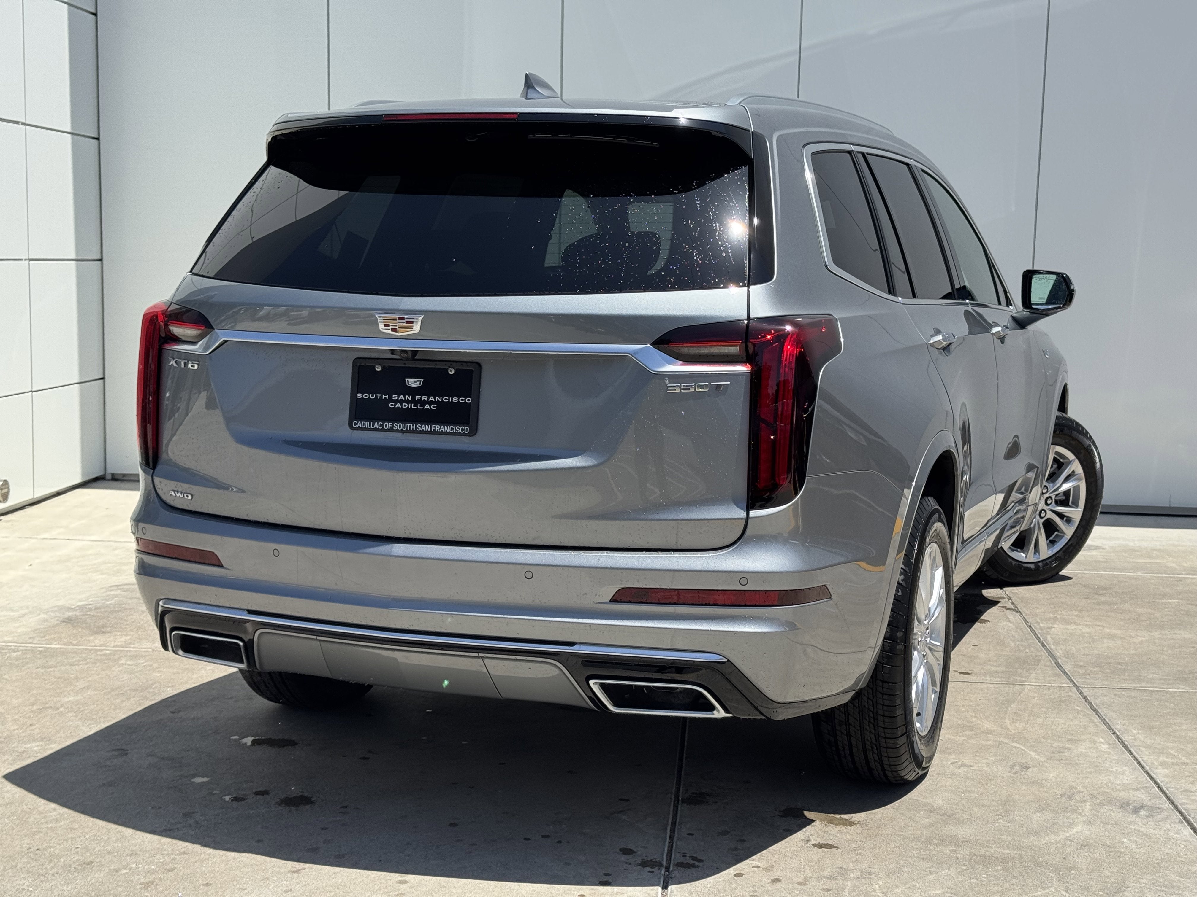 2025 Cadillac XT6 Luxury