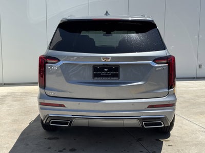 2025 Cadillac XT6 Luxury