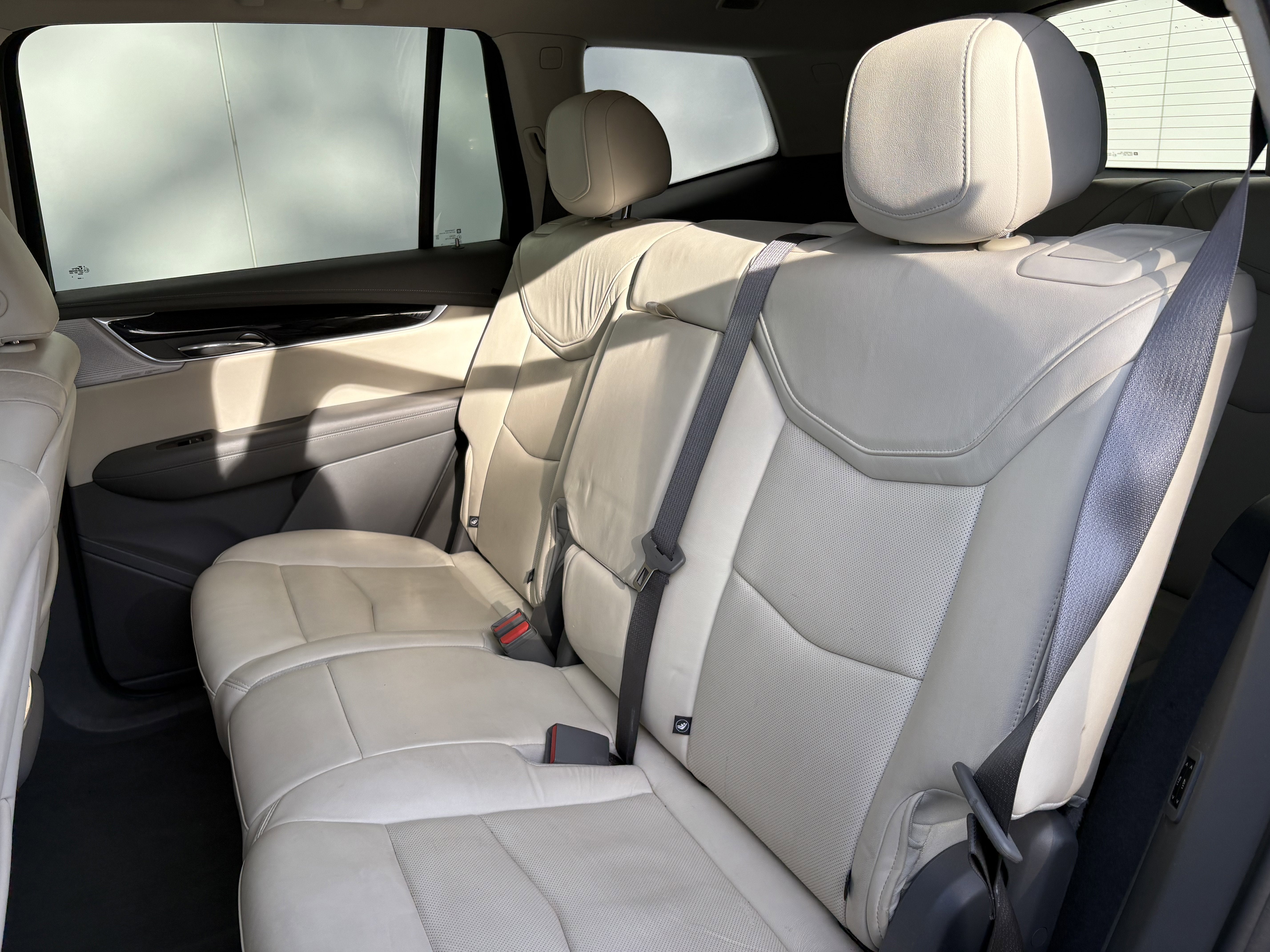 2020 Cadillac XT6 FWD Premium Luxury