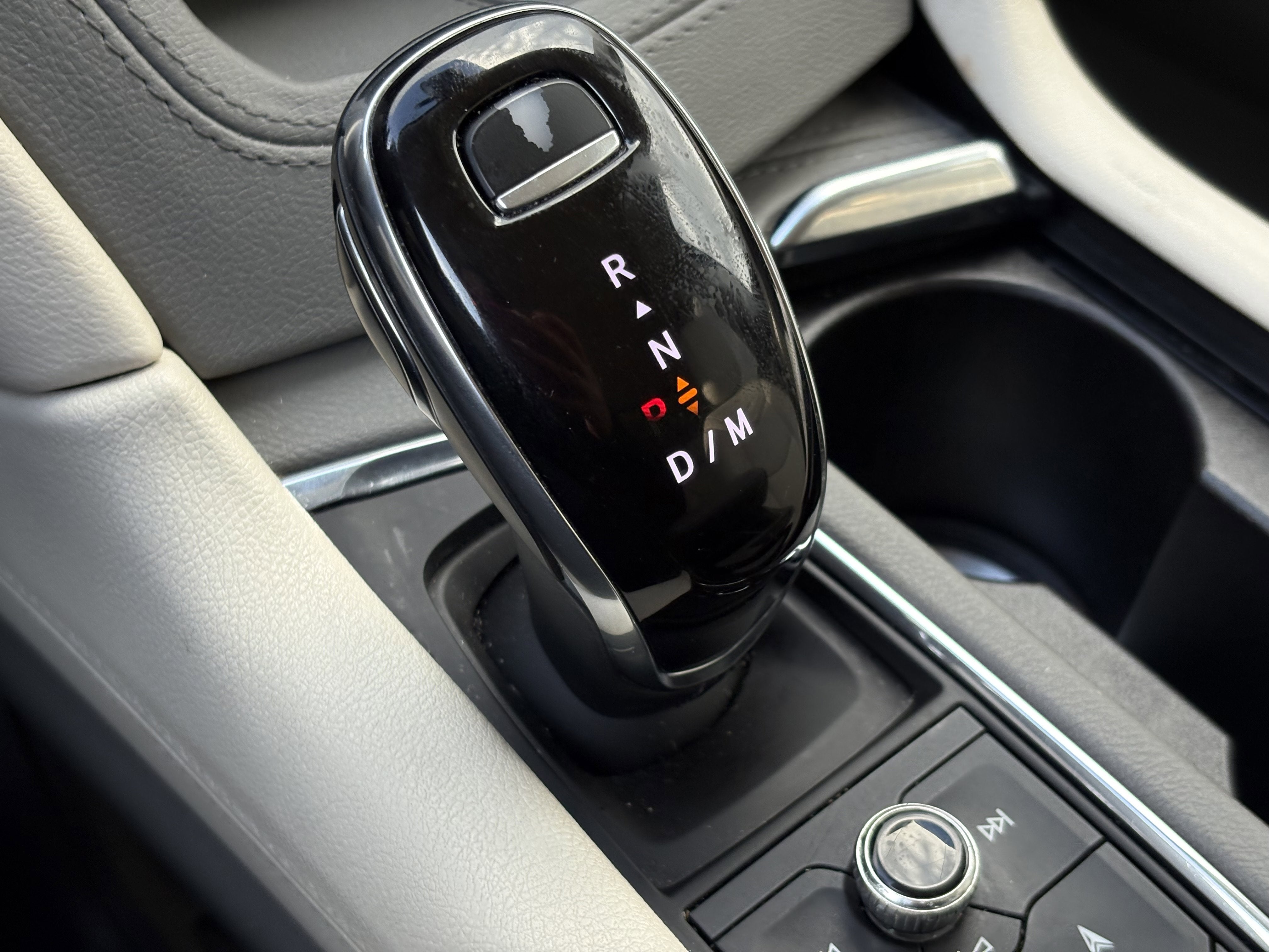 2020 Cadillac XT6 FWD Premium Luxury