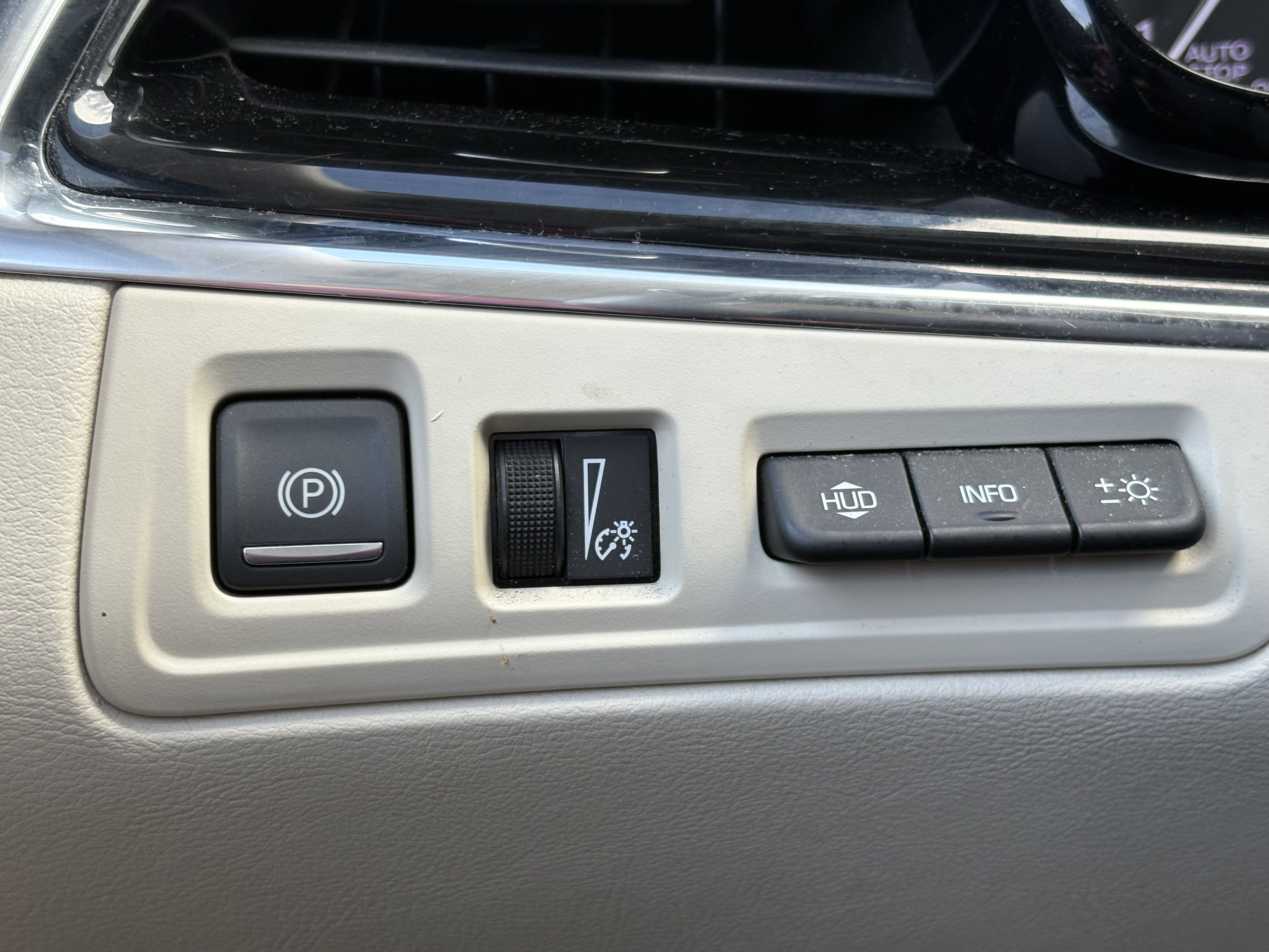 2020 Cadillac XT6 FWD Premium Luxury