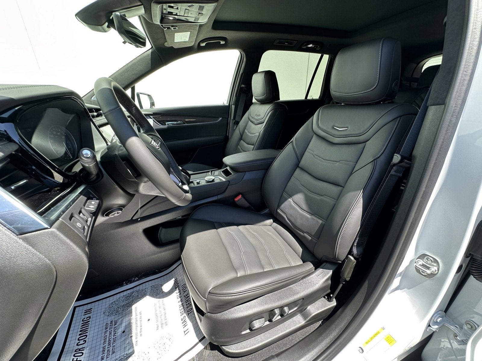 2025 Cadillac XT6 Premium Luxury