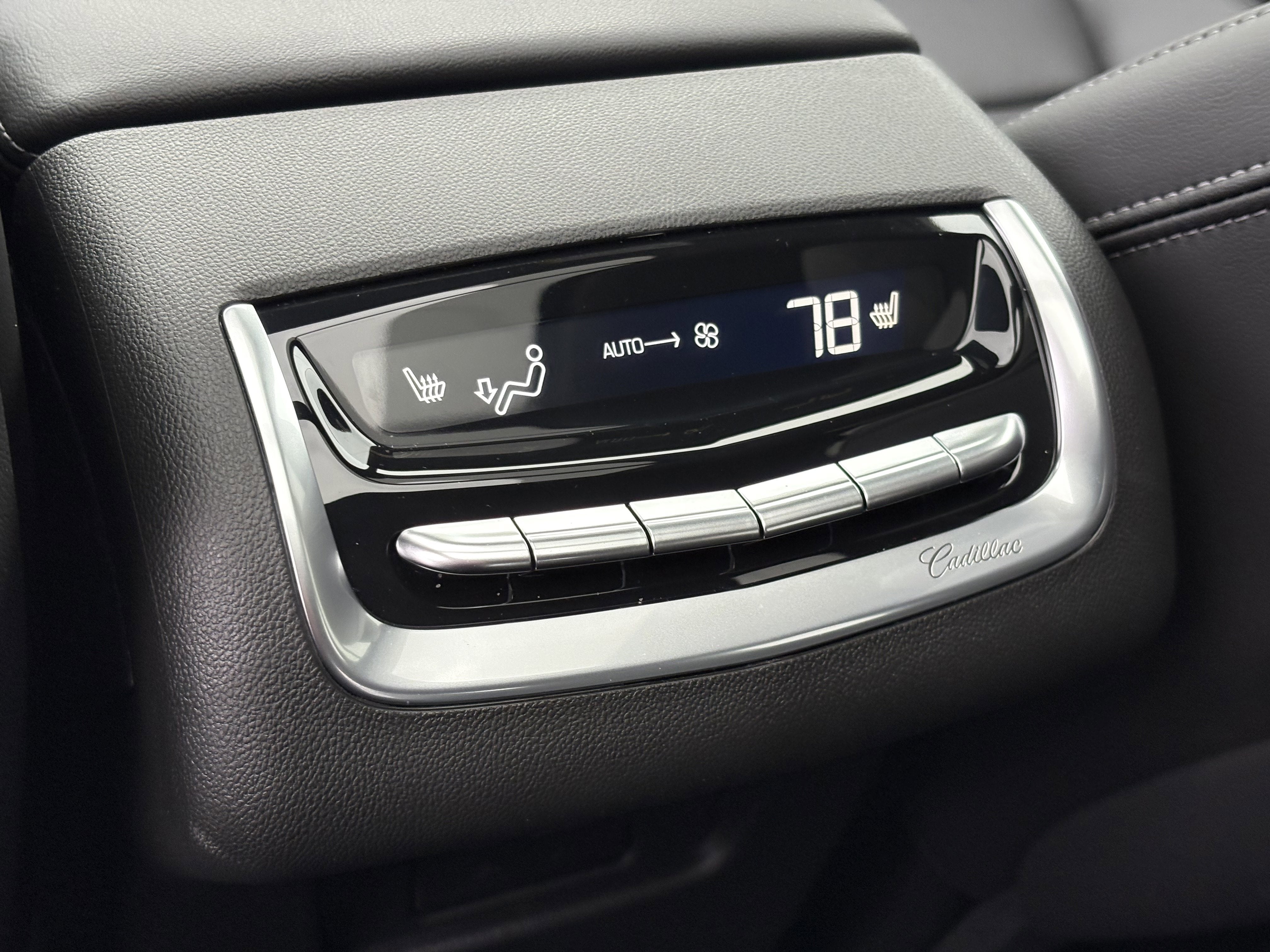 2025 Cadillac XT6 Sport