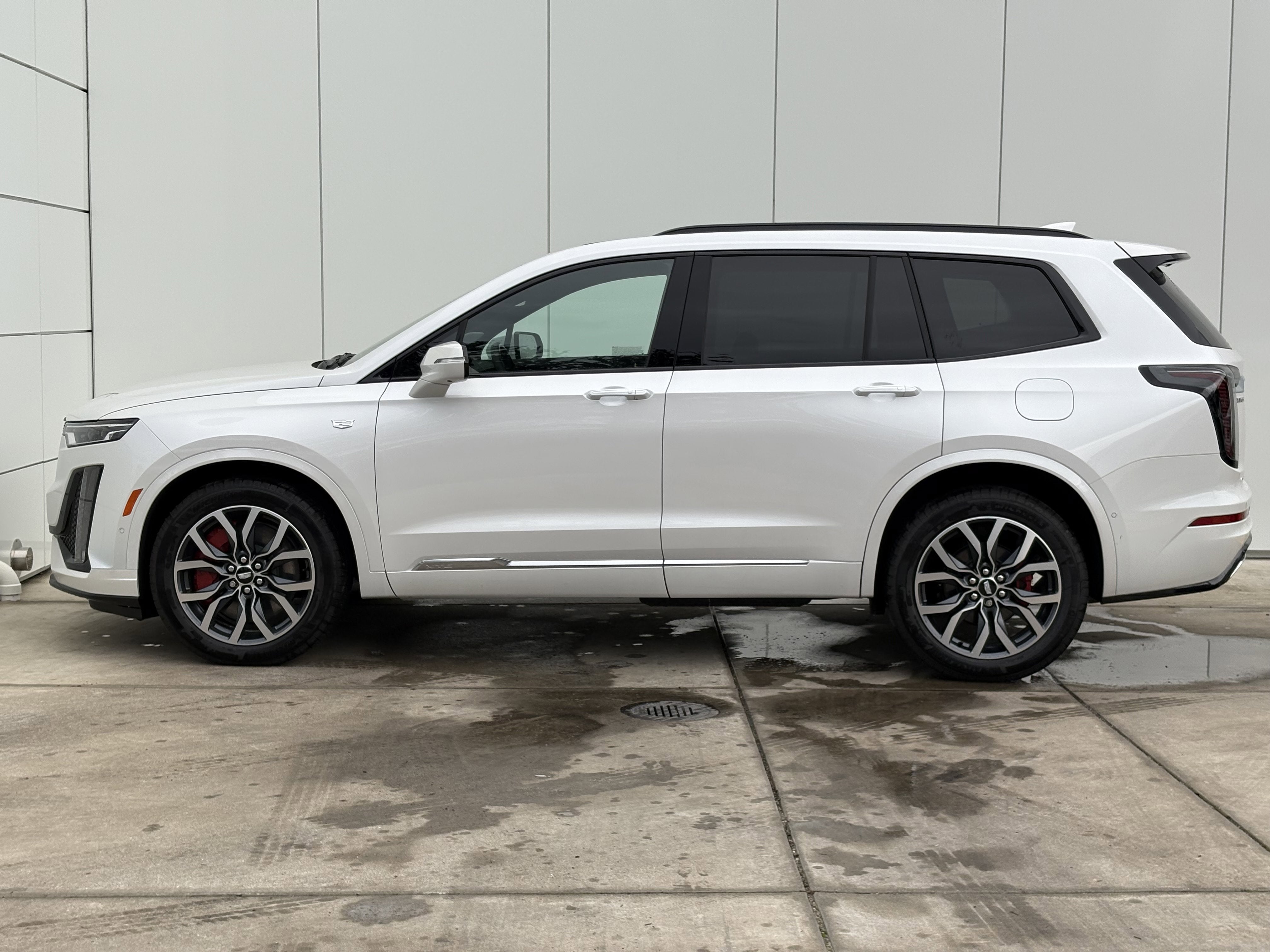 2025 Cadillac XT6 Sport